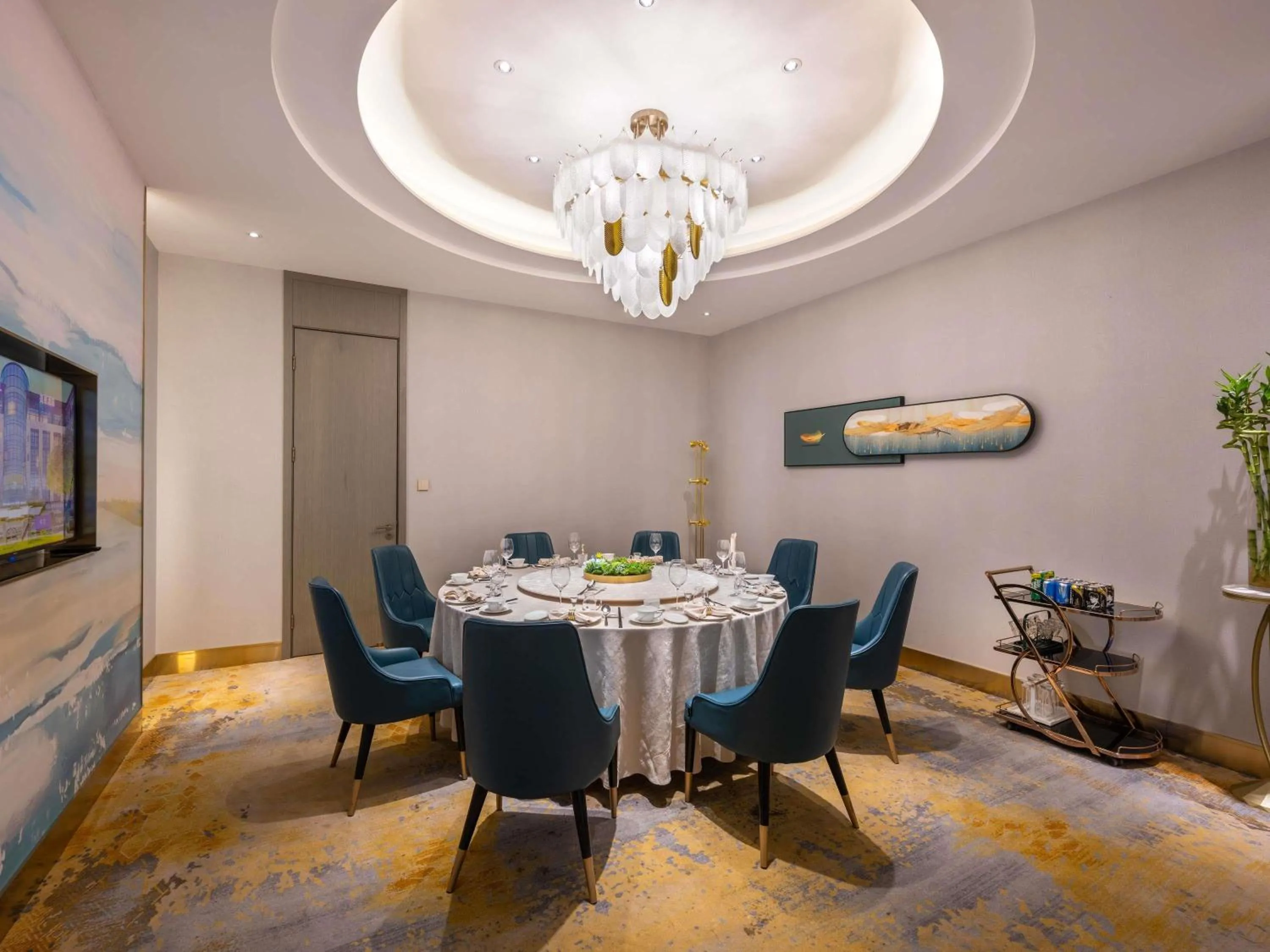 Restaurant/places to eat in Mercure Shijiazhuang People Square