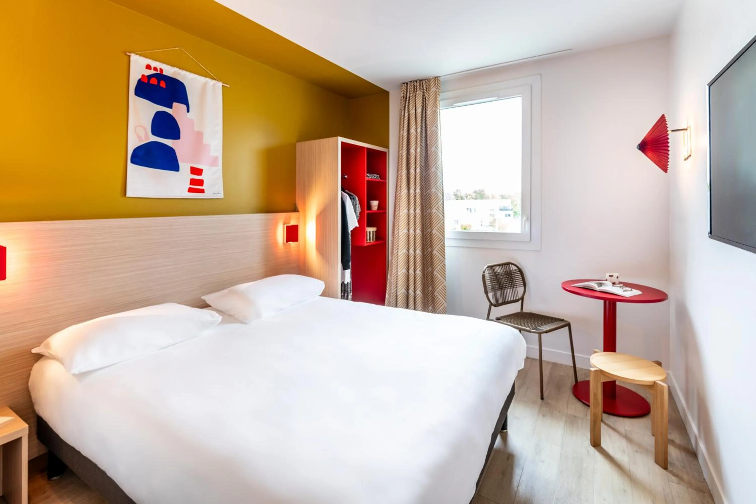 Photo of the whole room, Bed in ibis Styles Prévessin Genève Aéroport