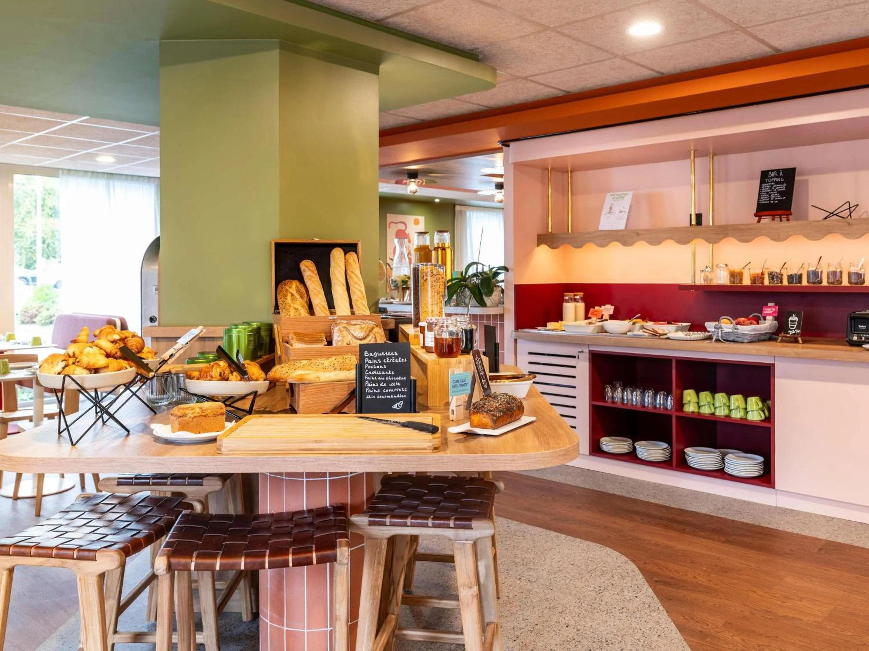 Breakfast in ibis Styles Prévessin Genève Aéroport