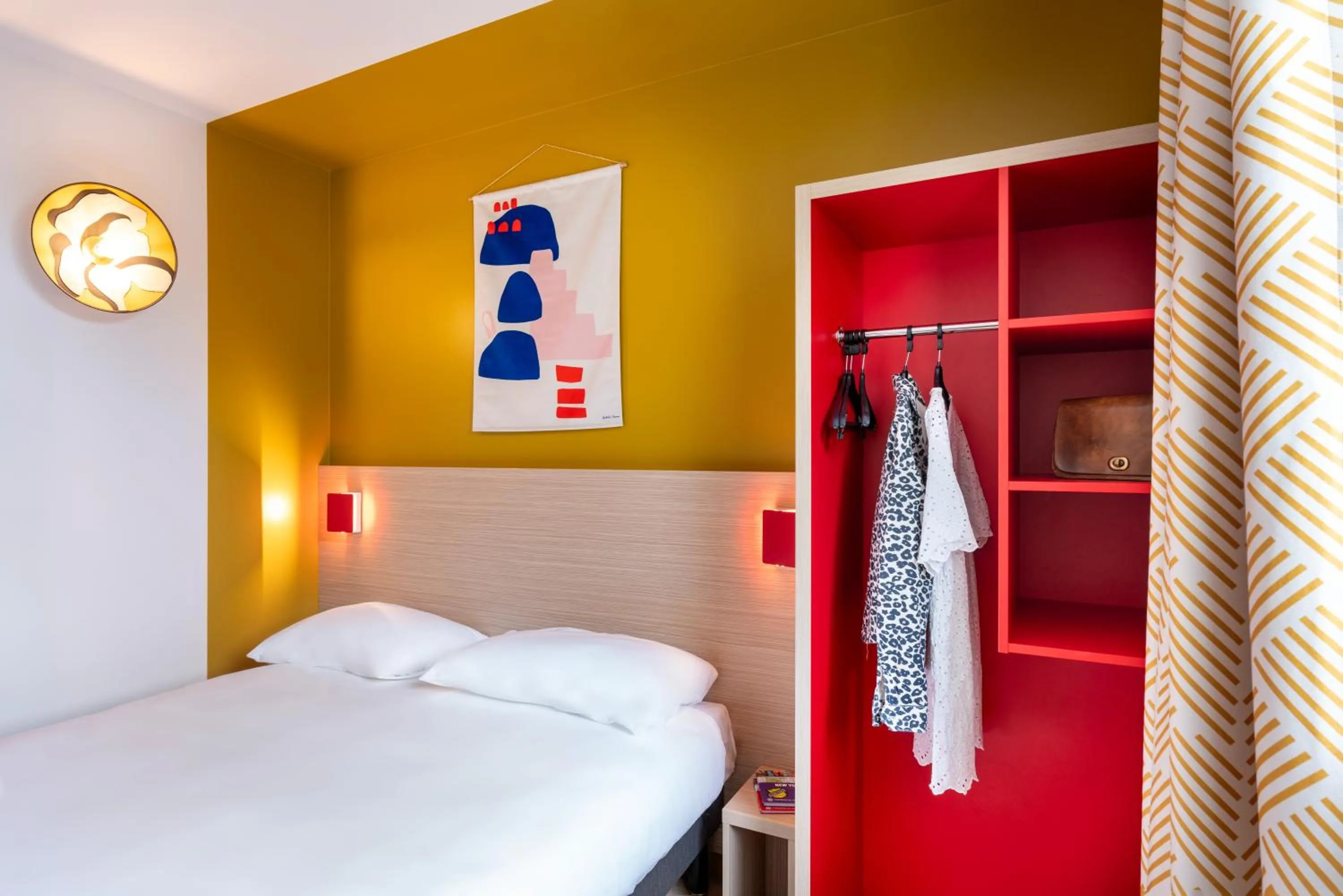 Photo of the whole room, Bed in ibis Styles Prévessin Genève Aéroport