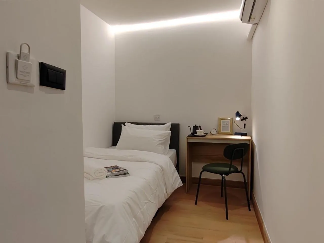 Photo of the whole room, Bed in The Motuga Hostel Bangkok