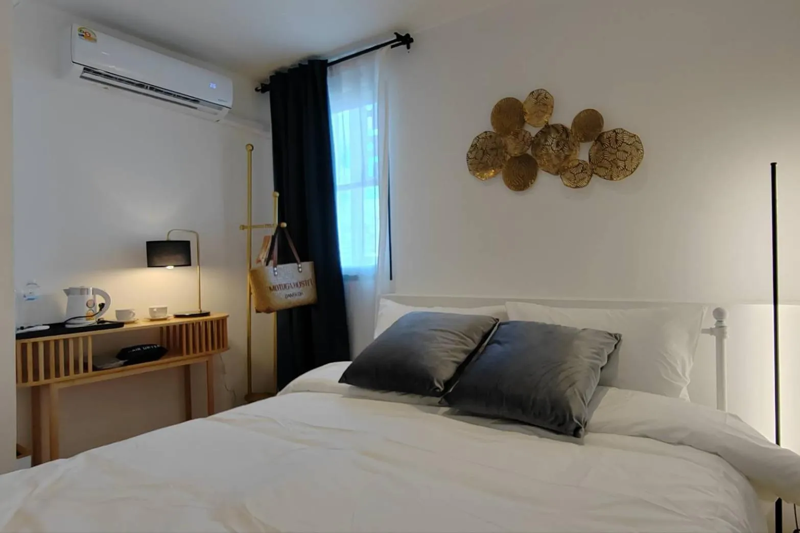 Photo of the whole room, Bed in The Motuga Hostel Bangkok