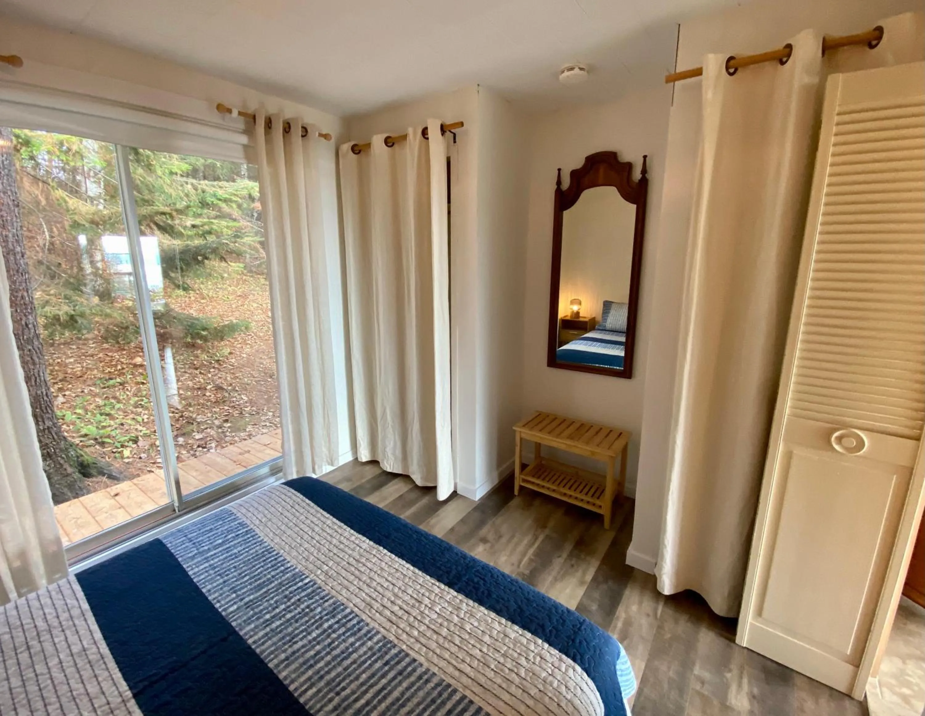 Bedroom, Bed in Chalet Sous Les Pins