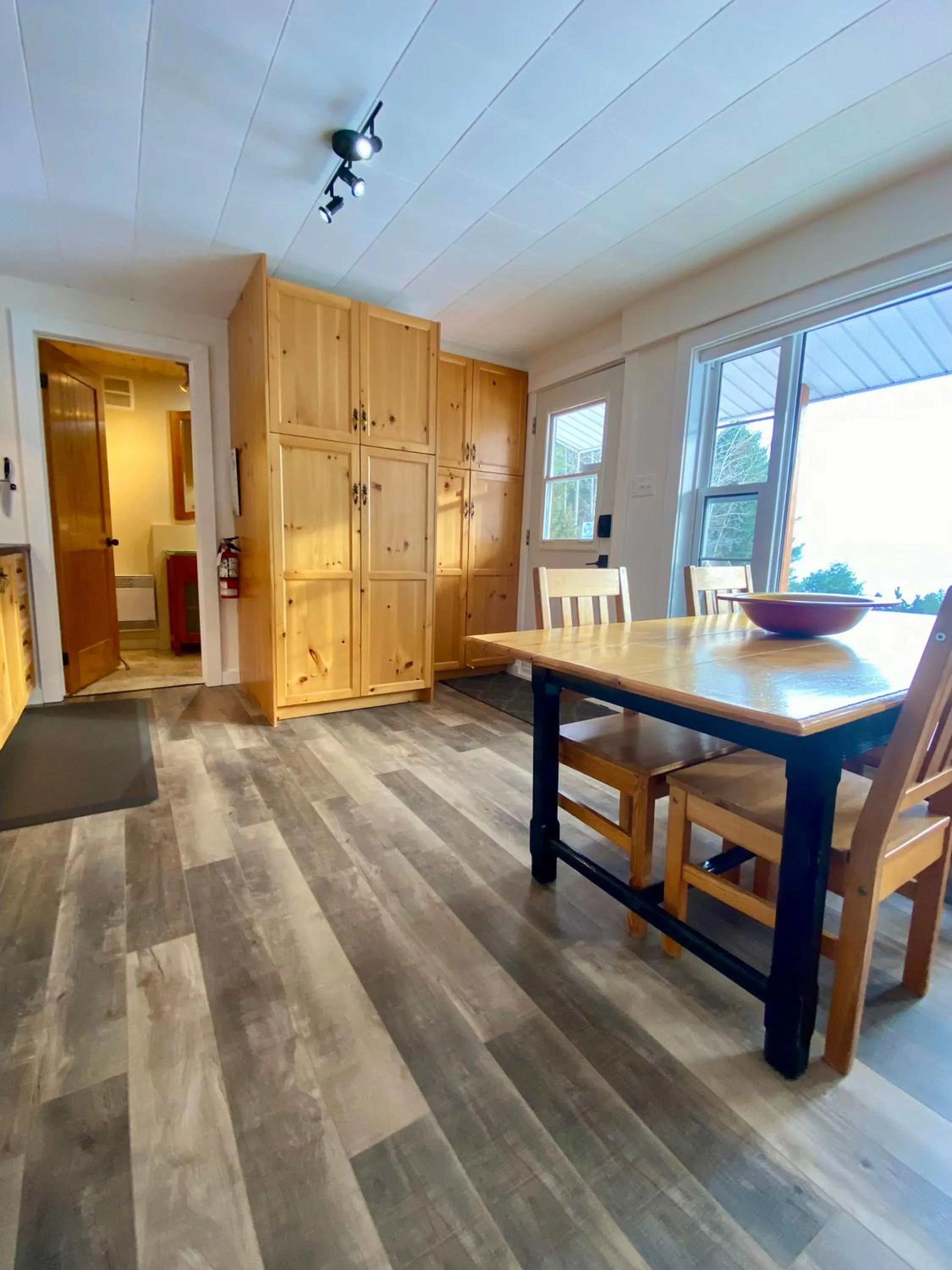 Dining area in Chalet Sous Les Pins