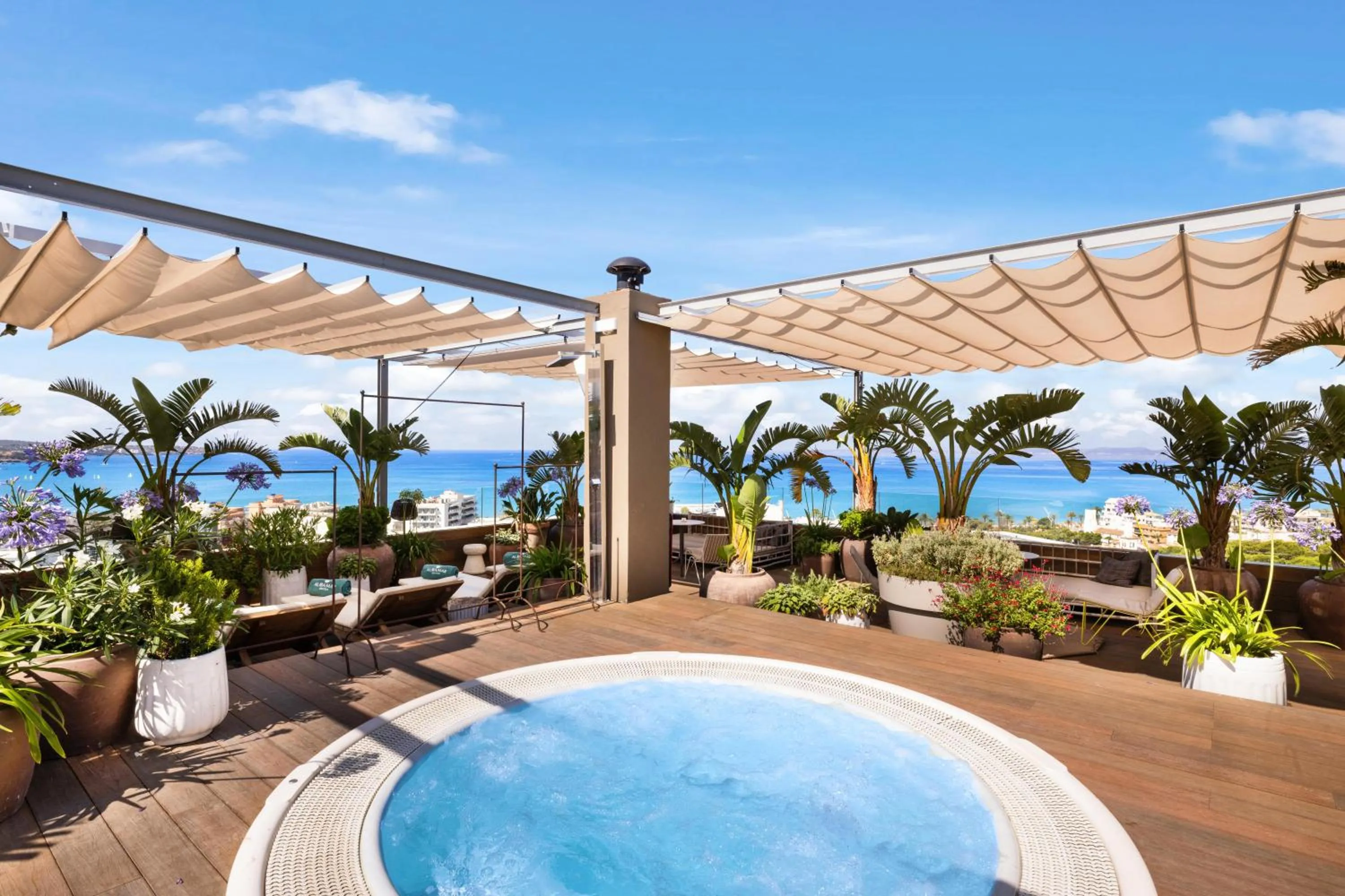 Balcony/Terrace in Hotel Aubamar Bali