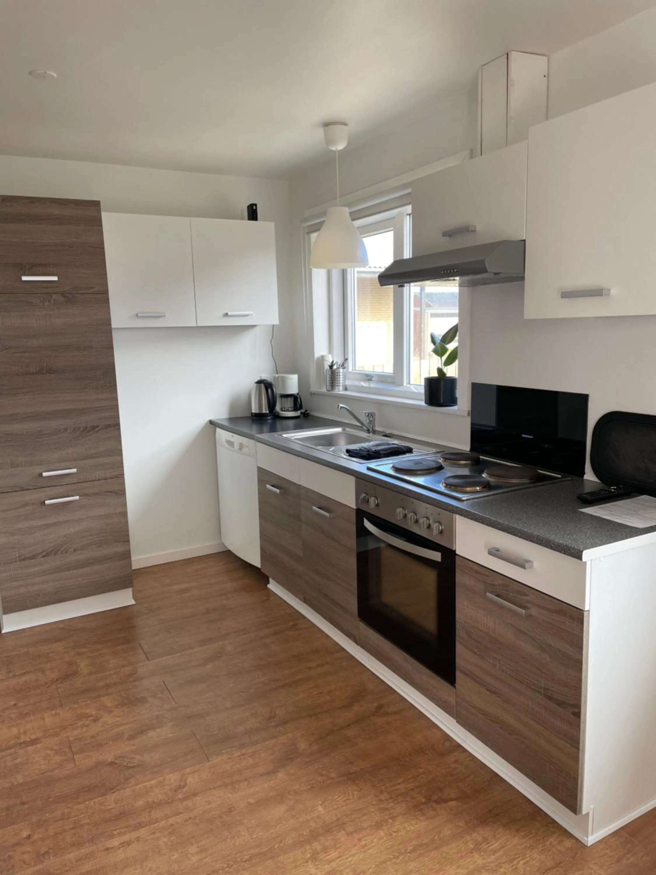 Kitchen or kitchenette in Surfers Paradise Apartments