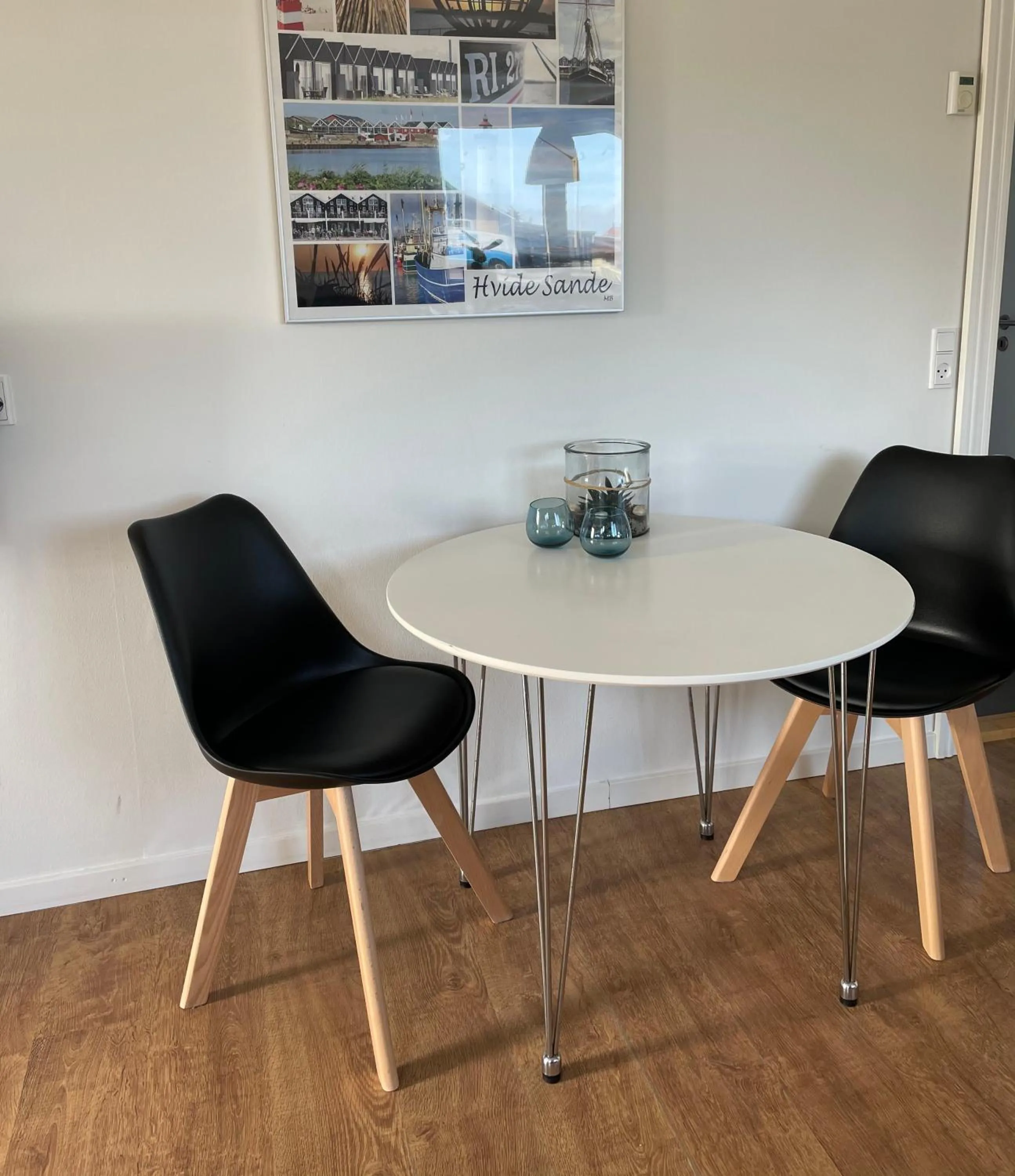 Dining area in Surfers Paradise Apartments
