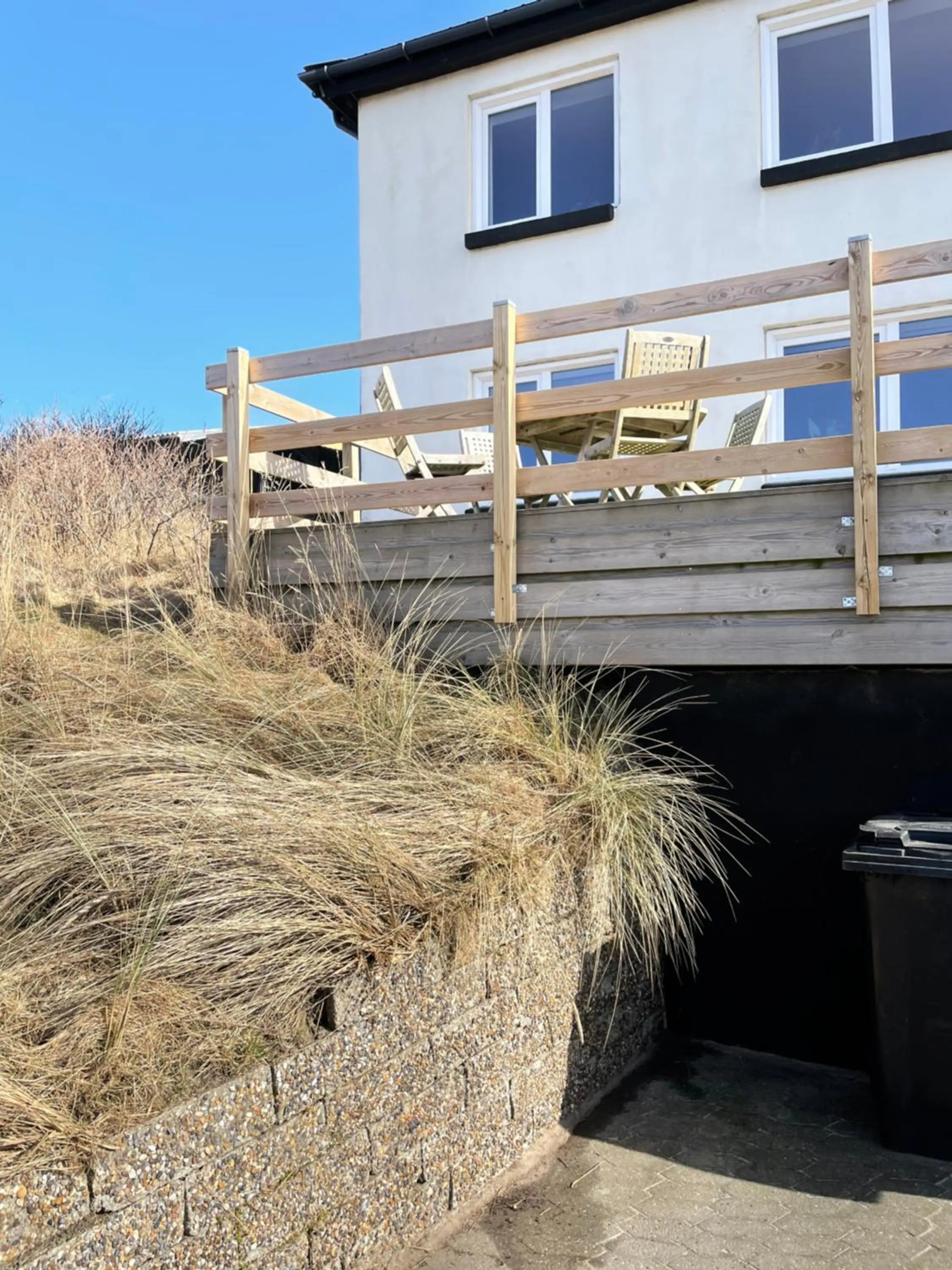 Property building in Surfers Paradise Apartments