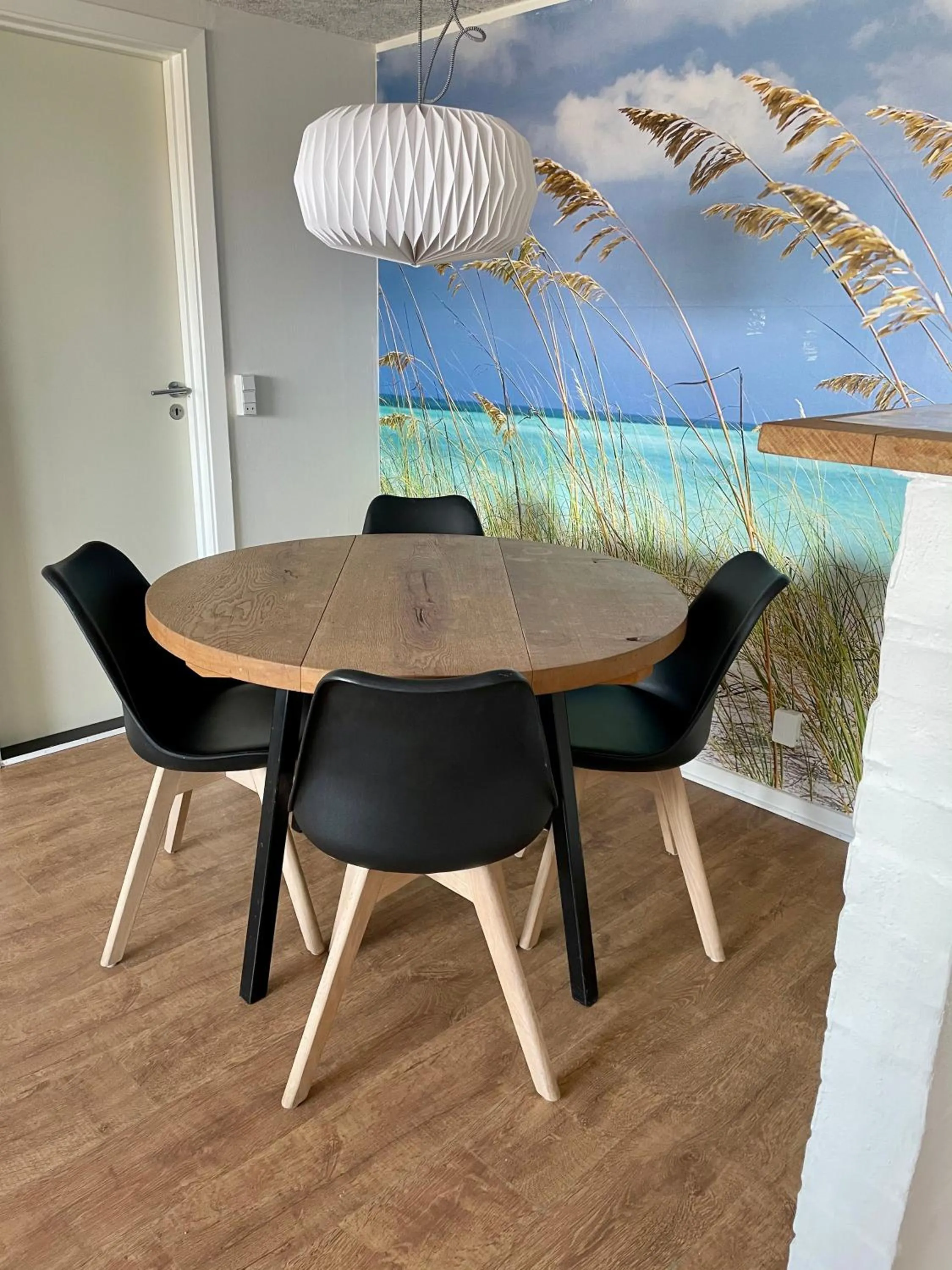 Dining area in Surfers Paradise Apartments