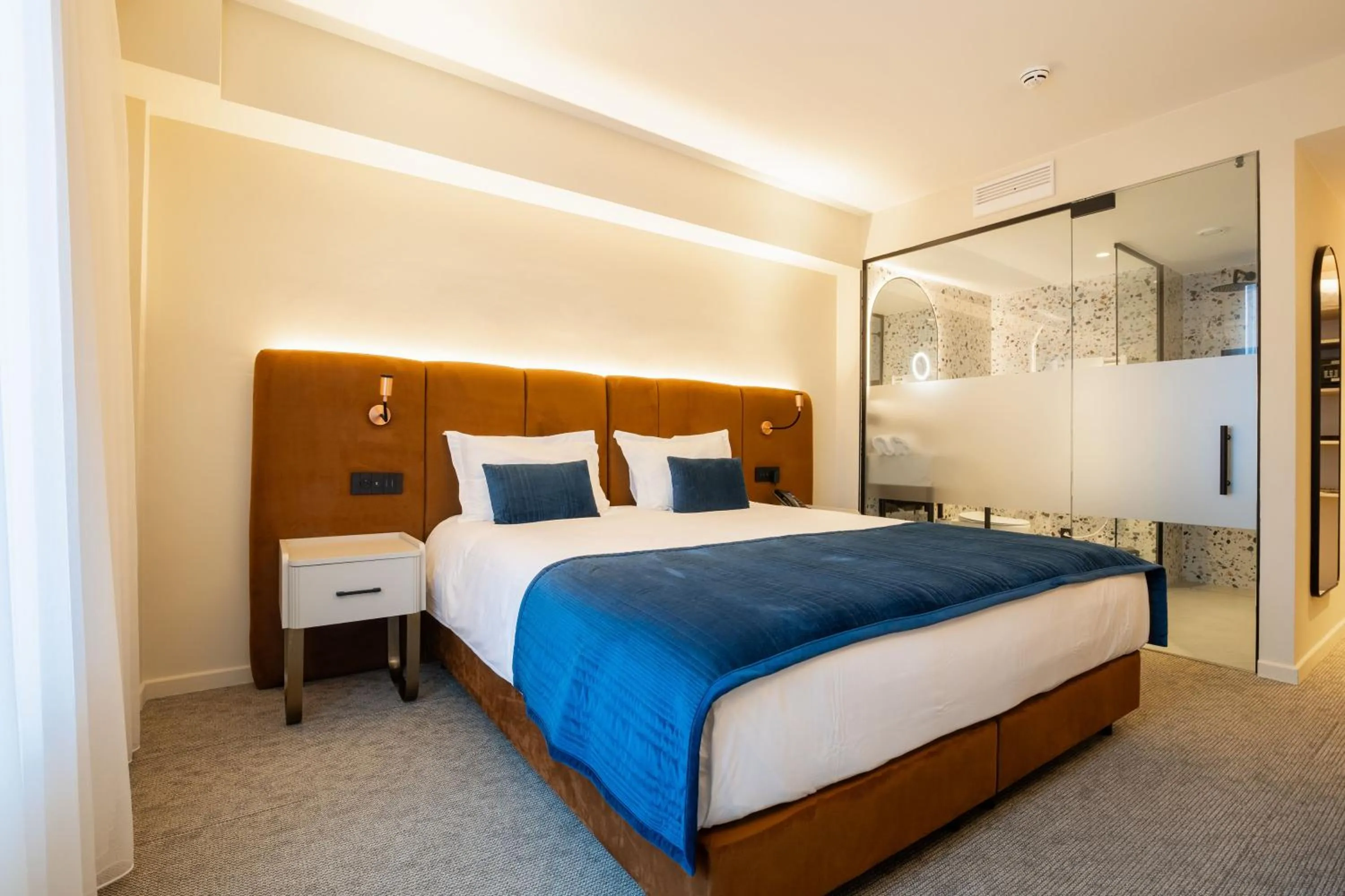 Photo of the whole room, Bed in The Liman Hotel