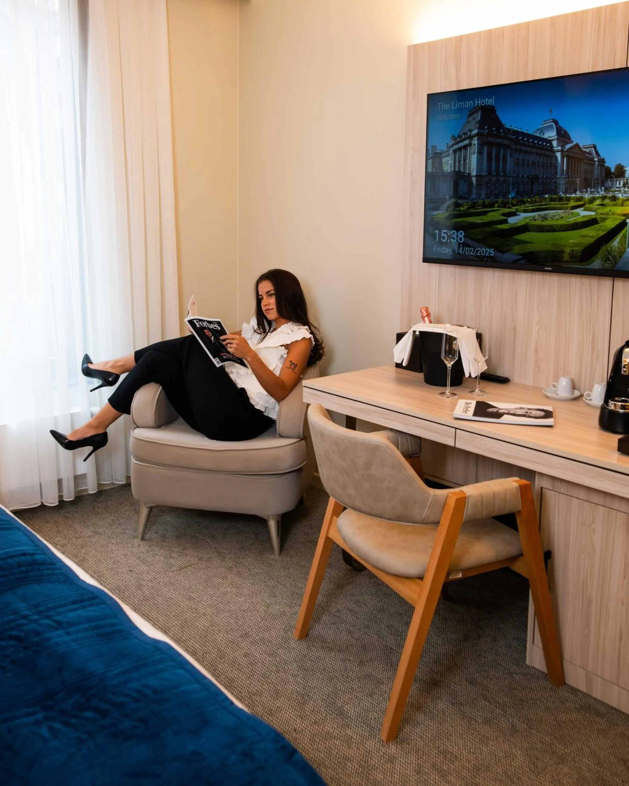 Photo of the whole room in The Liman Hotel