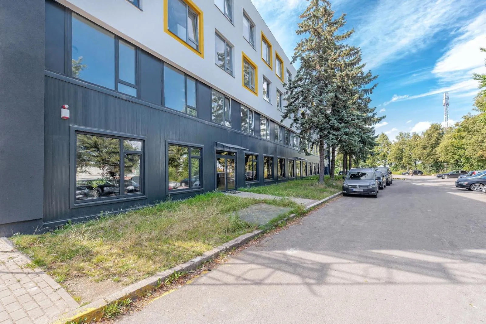 Property building in P-ONE APARTMENTS - Self Check-in