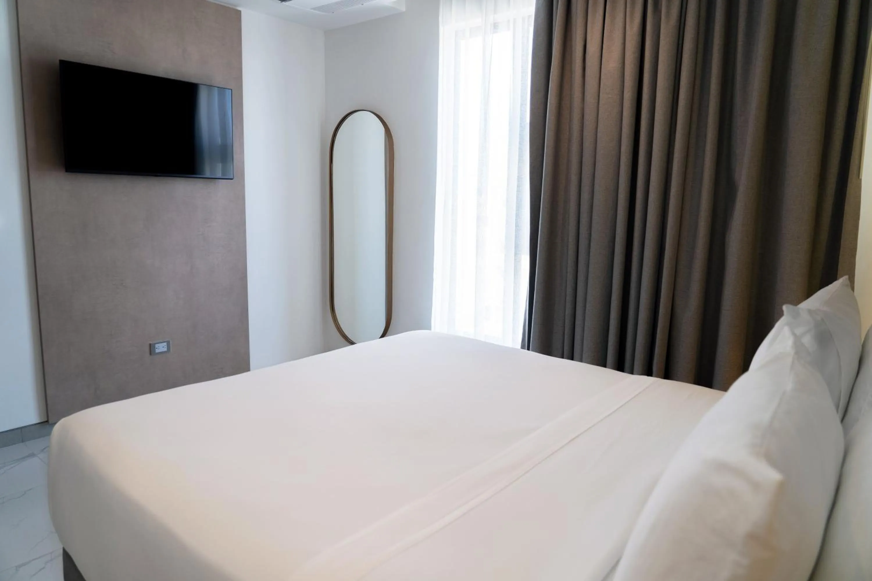 Bed in Delamar Hotel