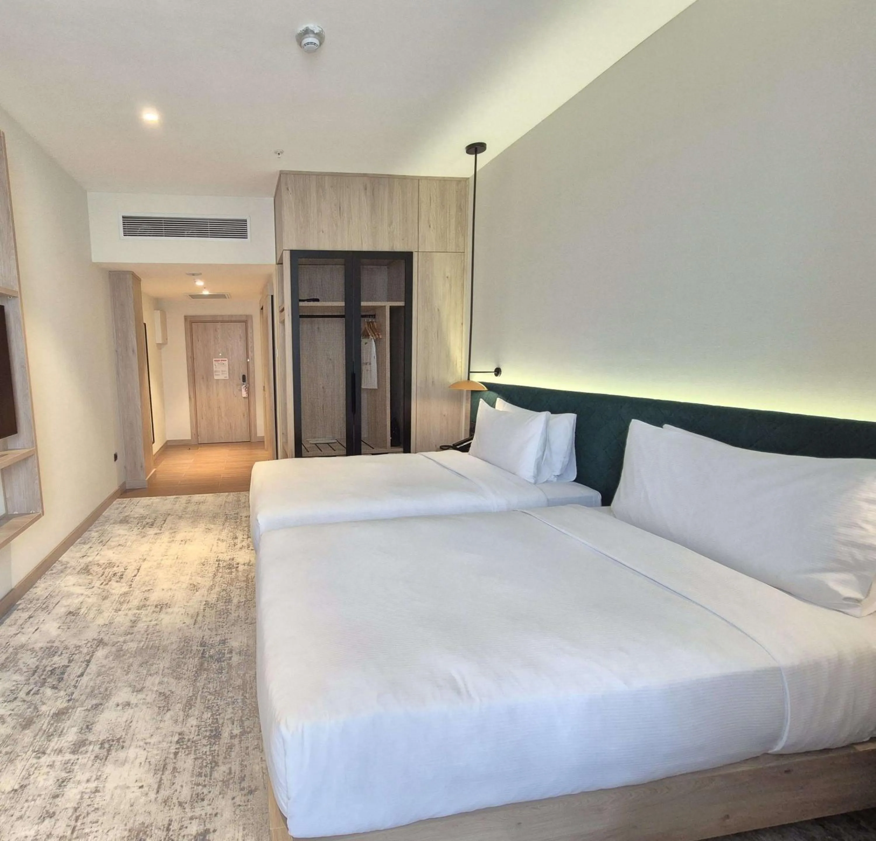 Bed in Hilton Garden Inn Termez Airitom
