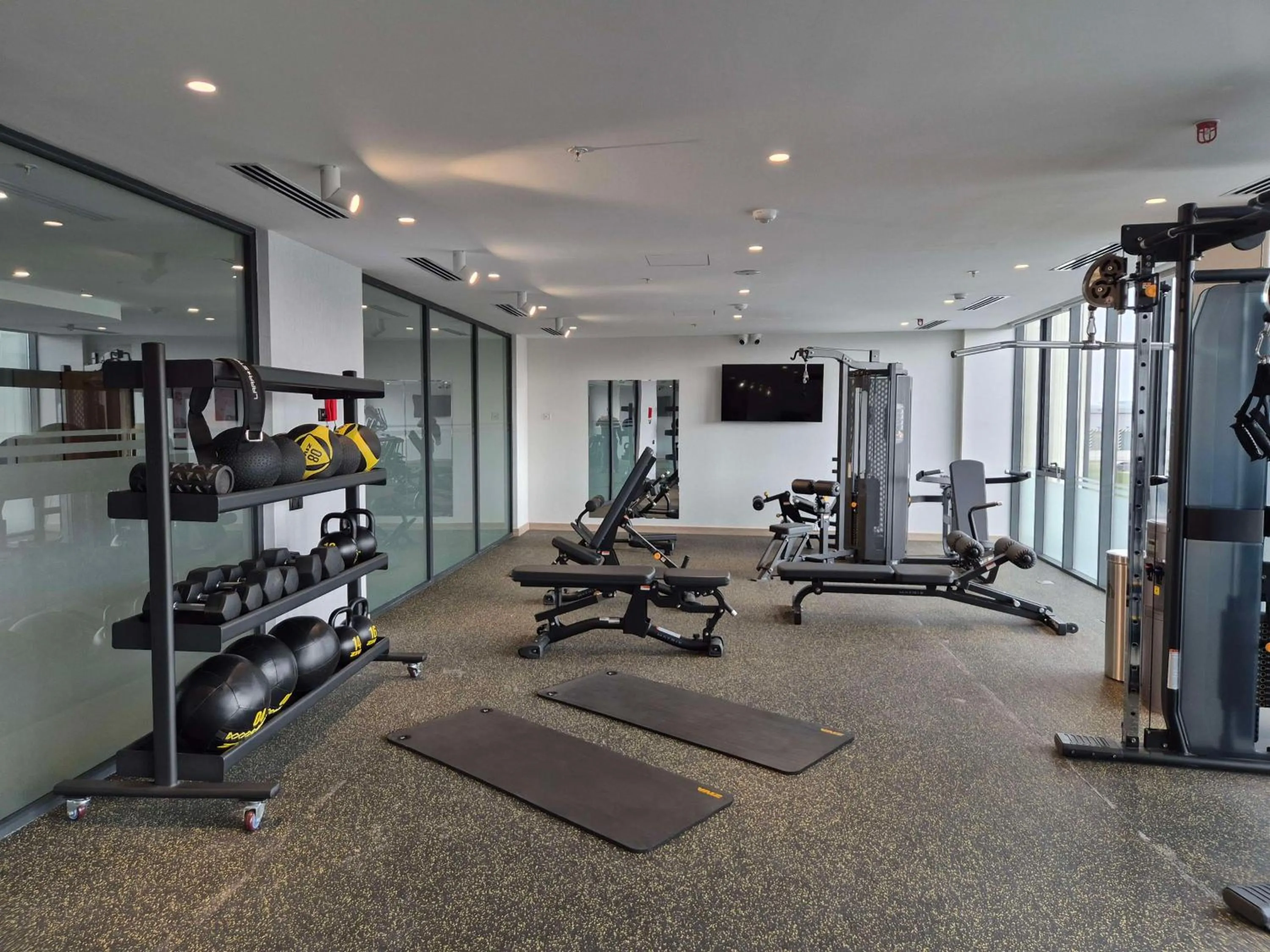 Fitness centre/facilities in Hilton Garden Inn Termez Airitom