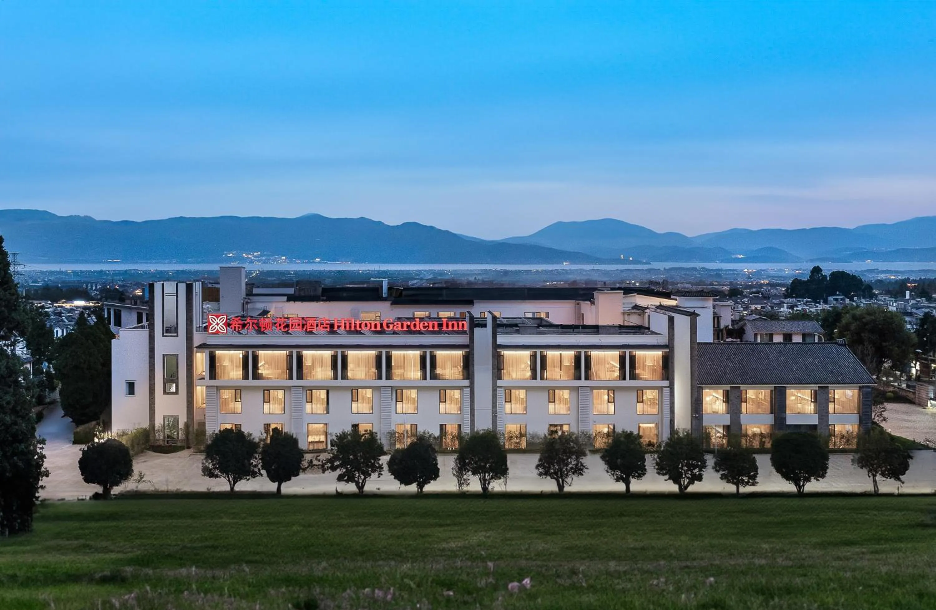 Property building in Hilton Garden Inn Dali Ancient City