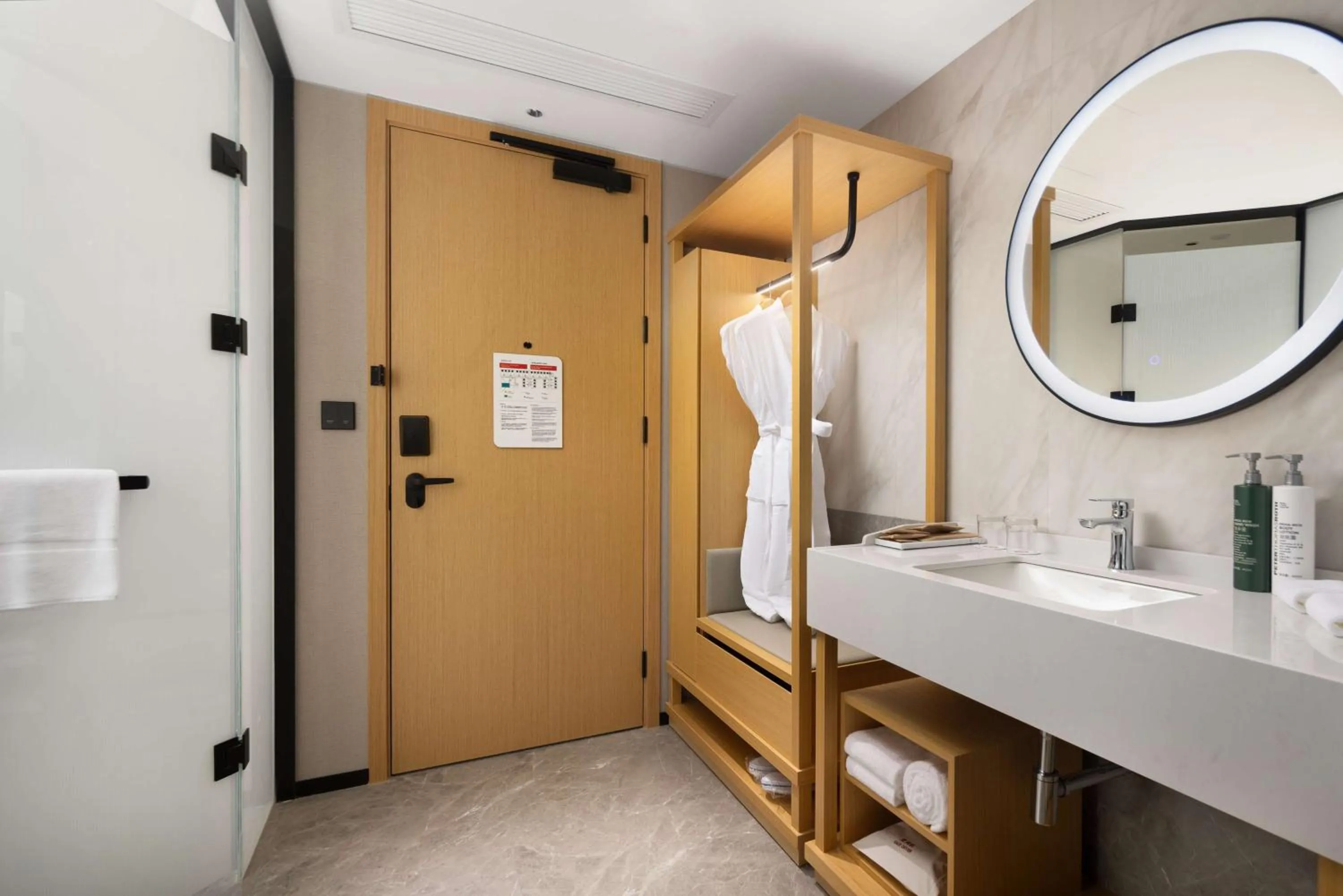 Toilet in Hilton Garden Inn Dali Ancient City