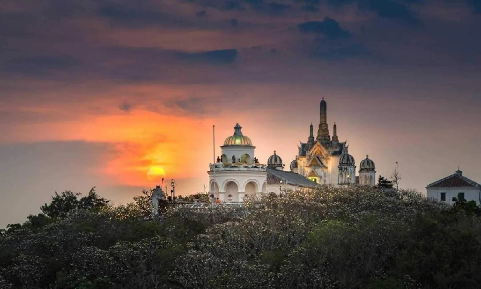 Facade/entrance in The Moon Resort Phetchaburi