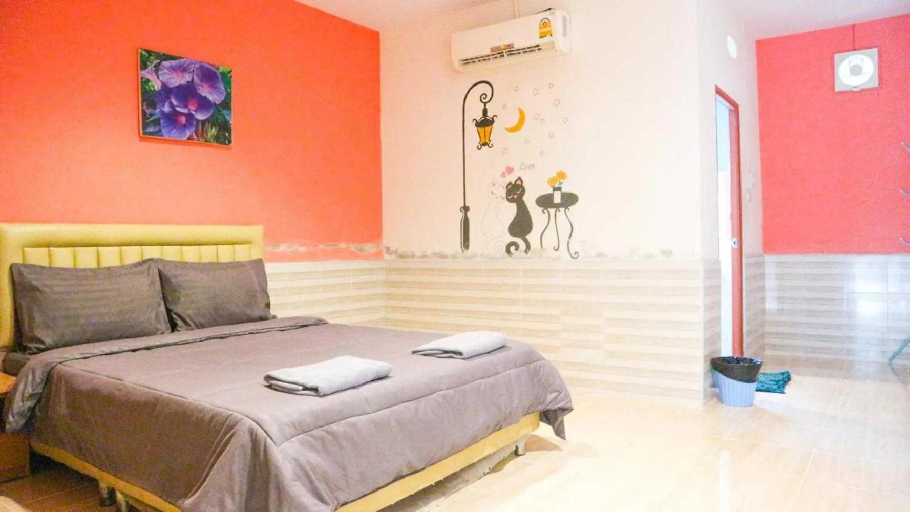 Bedroom, Bed in The Moon Resort Phetchaburi