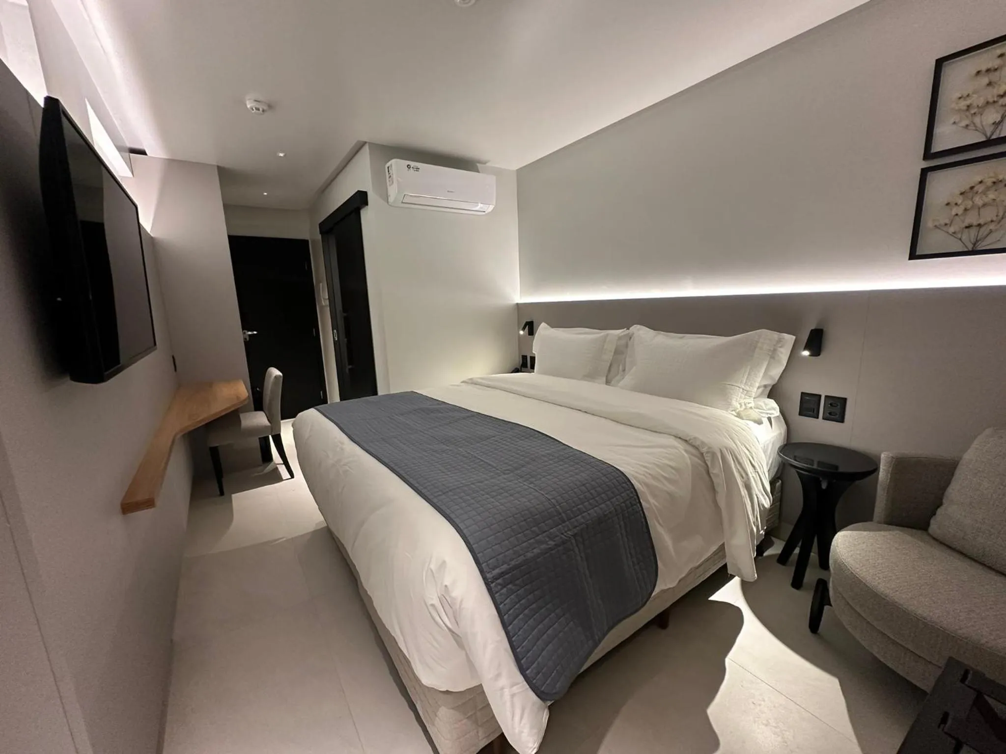 Bed in Icon Hotel by Welkom