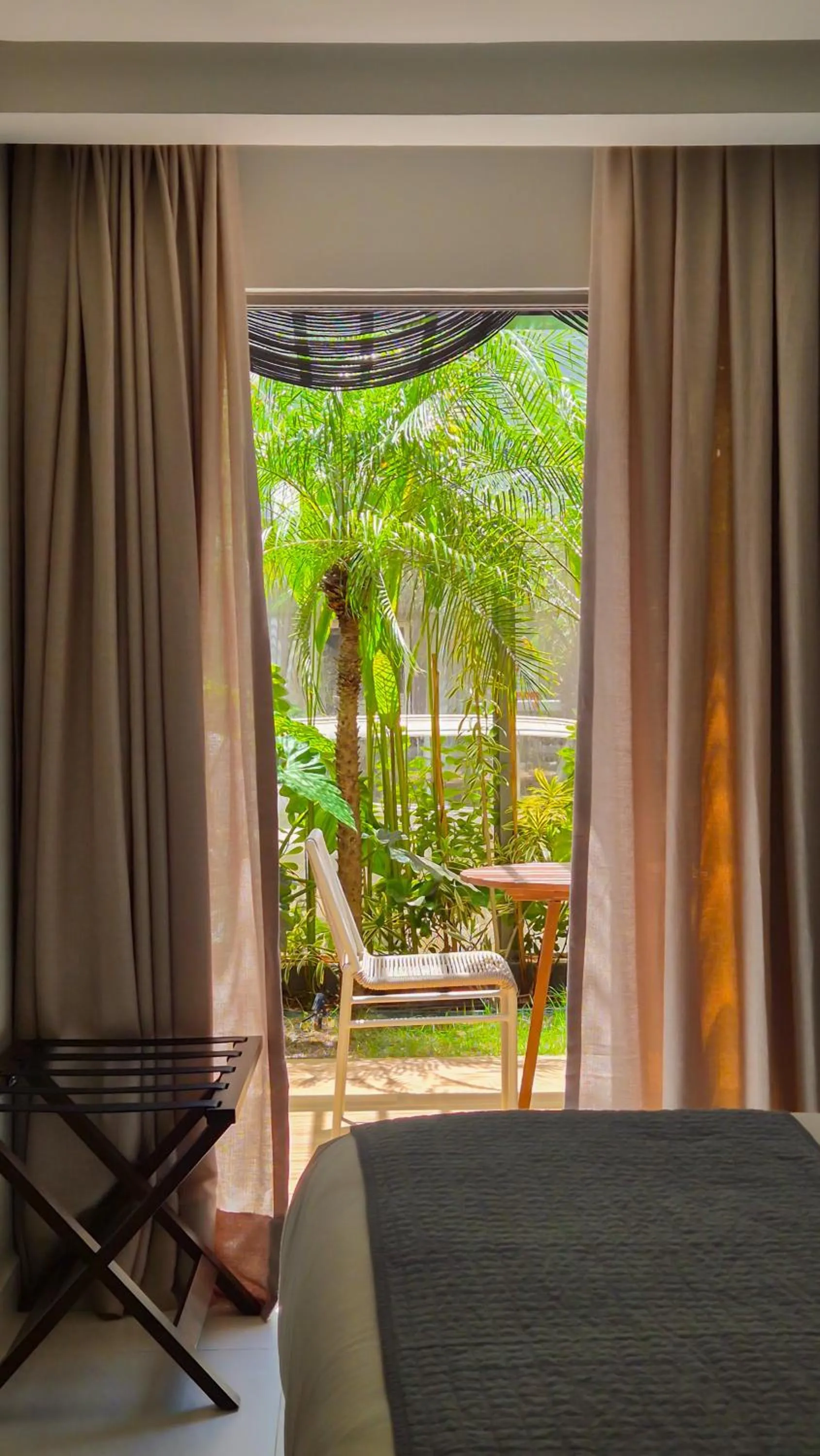 Balcony/Terrace, Bed in Icon Hotel by Welkom