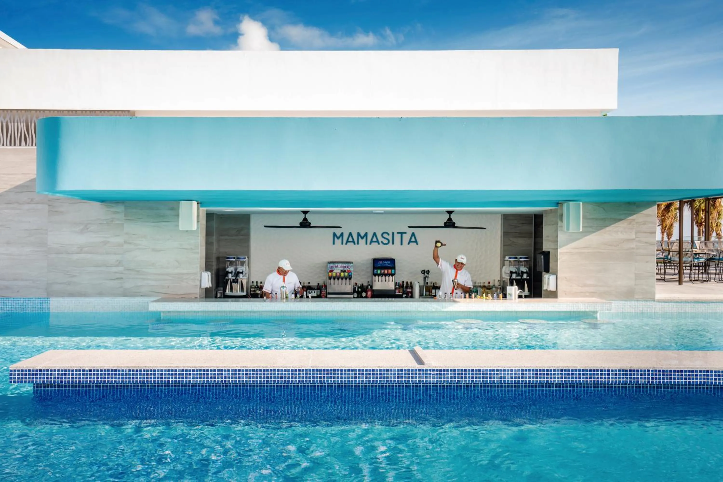 Lounge or bar in Riu Palace Kukulkan - Adults Only - All Inclusive