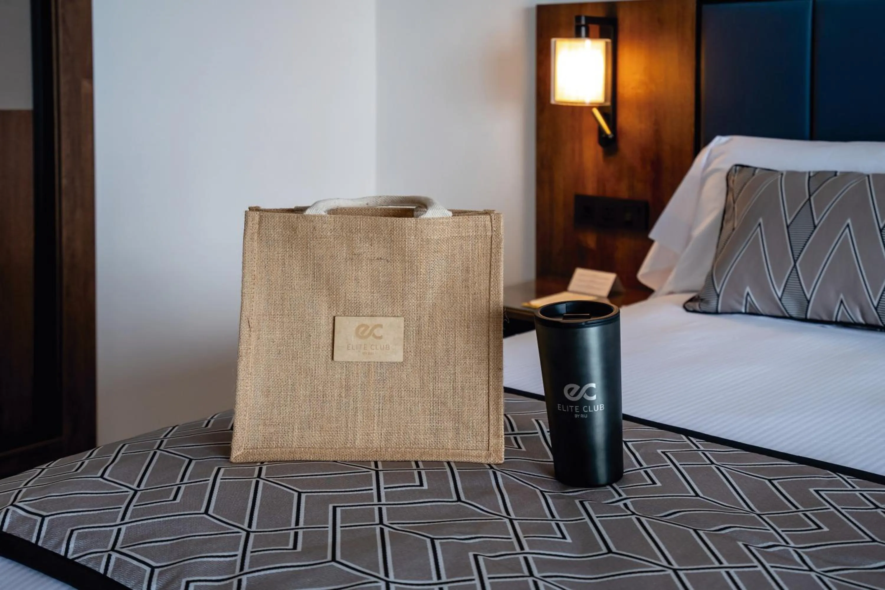 VIP, Bed in Riu Palace Kukulkan - Adults Only - All Inclusive