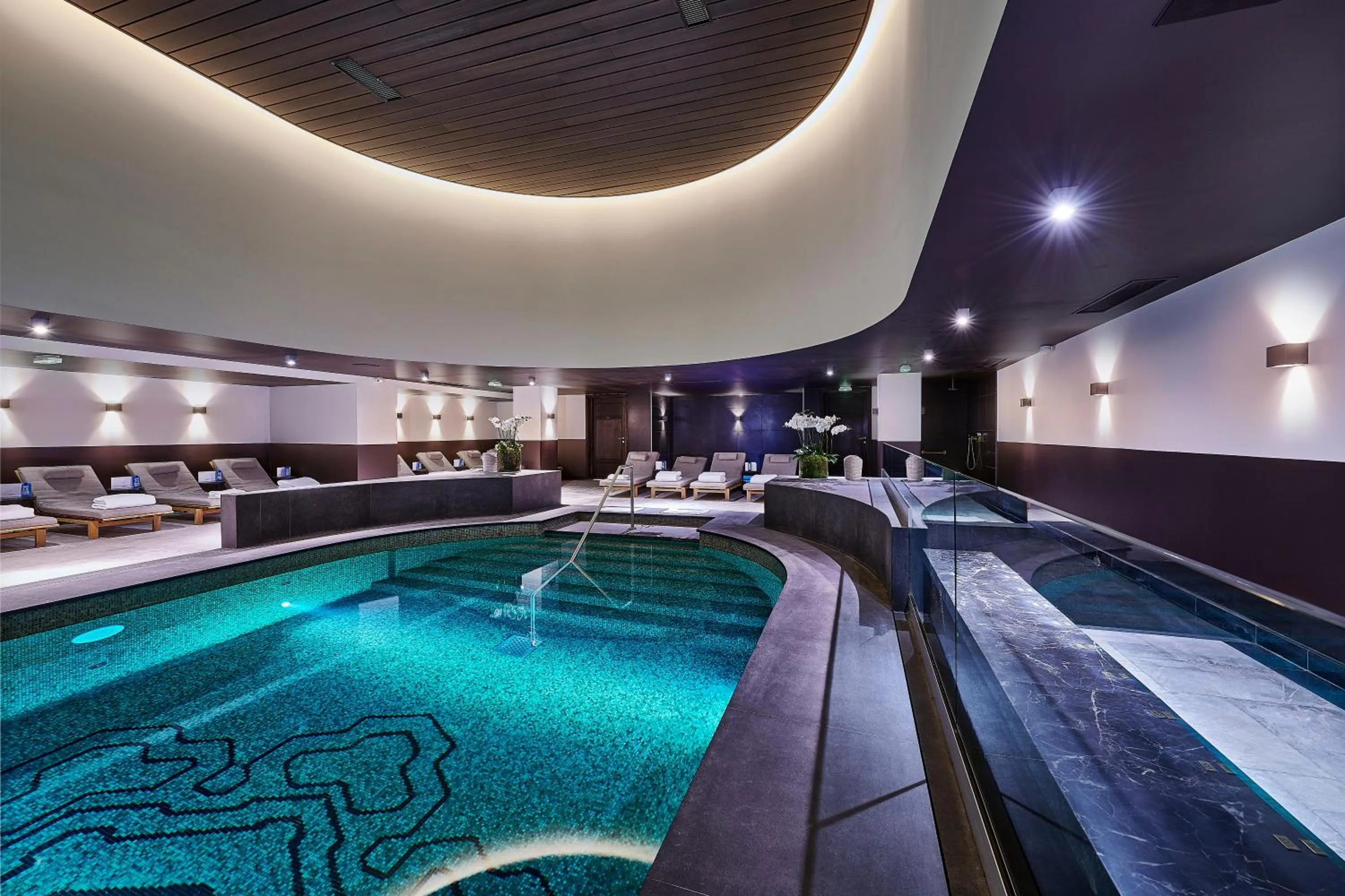 Pool view in Apogée Courchevel, Oetker Hotels