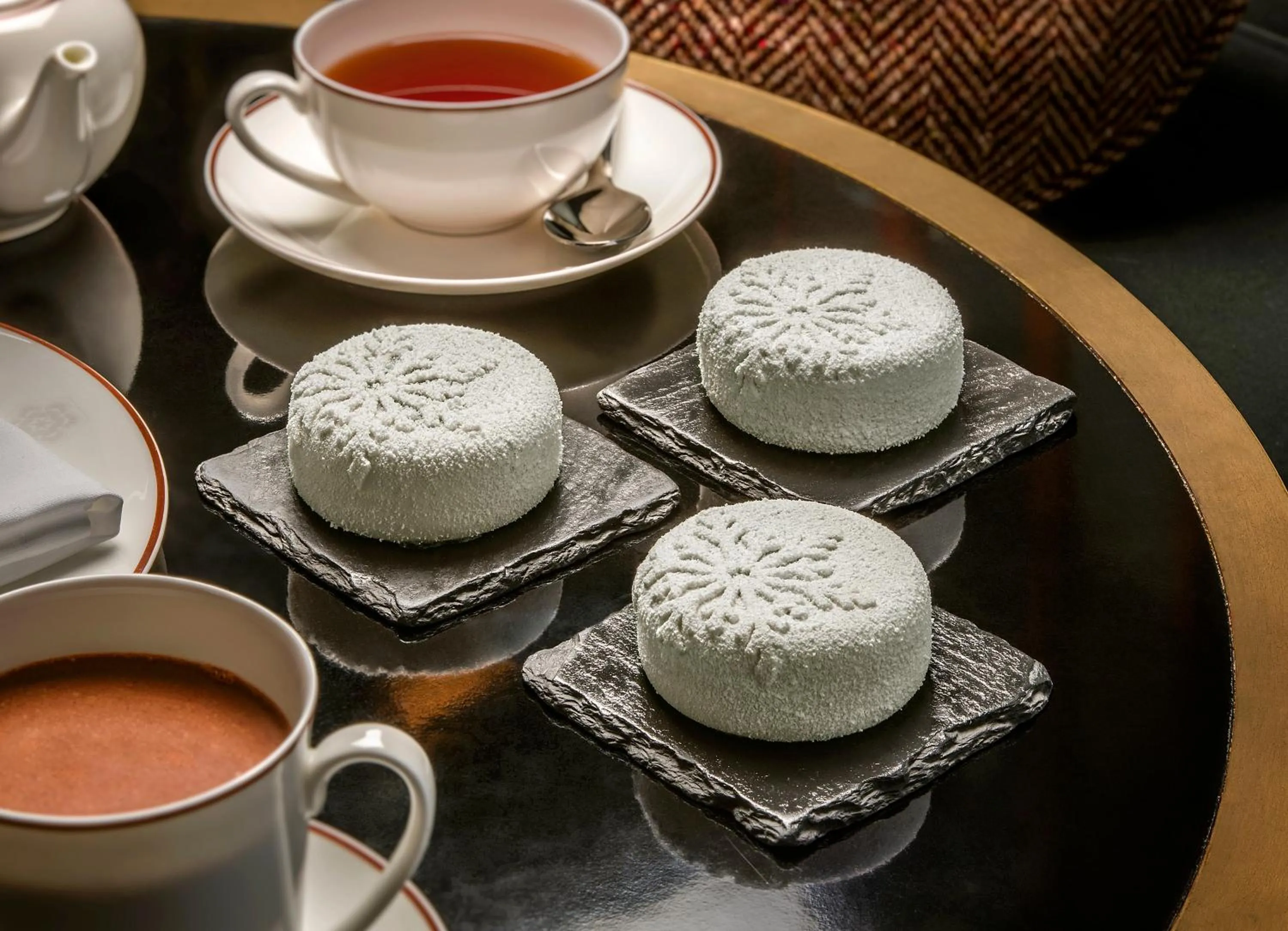 Coffee/tea facilities in Apogée Courchevel, Oetker Hotels