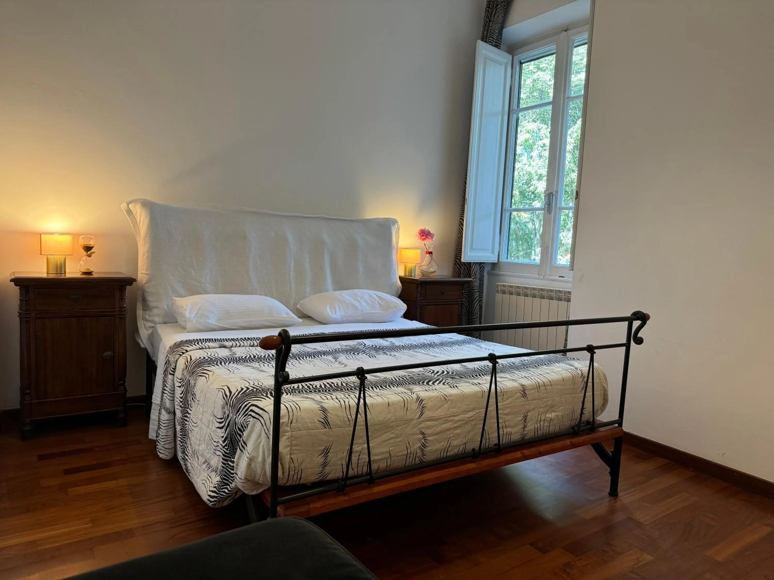 Bed in House Maximo at Colosseum