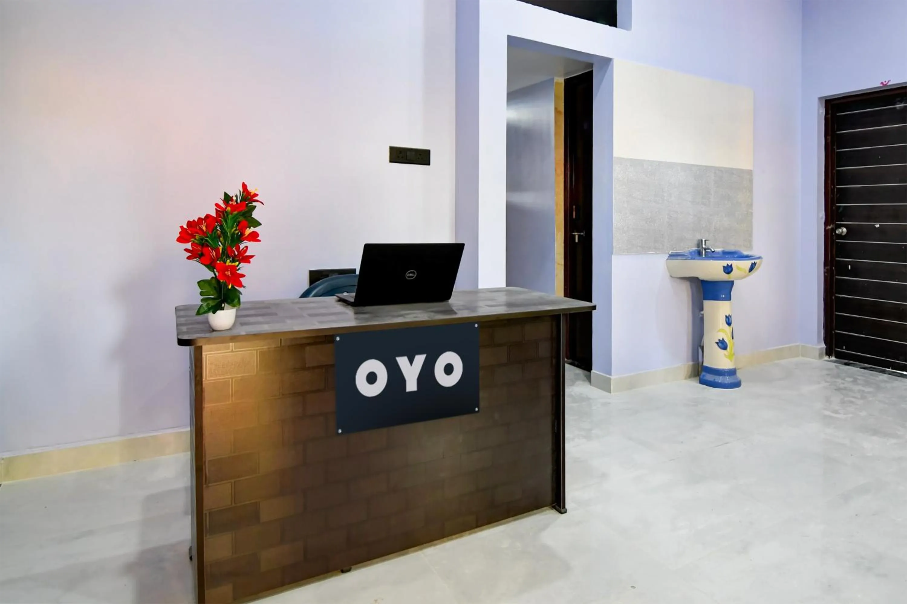 Lobby or reception in Super Hotel O MNJ Mansion