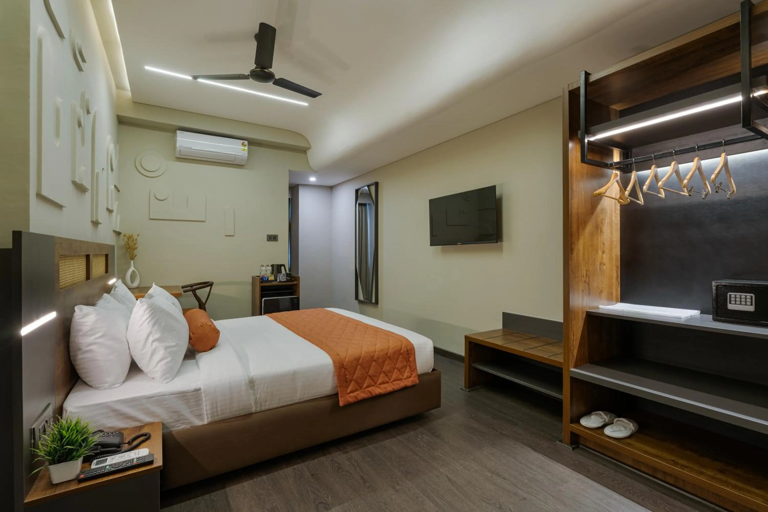 Bed in Fressotel, Kanakapura Road