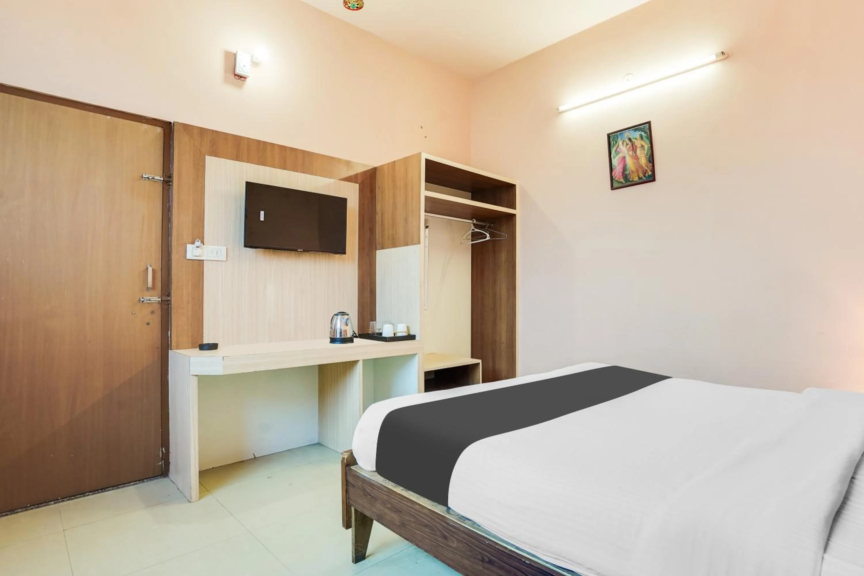 Bedroom, Bed in Hotel O JLN Marg Malviya Nagar Formerly Hotel Braj Haveli