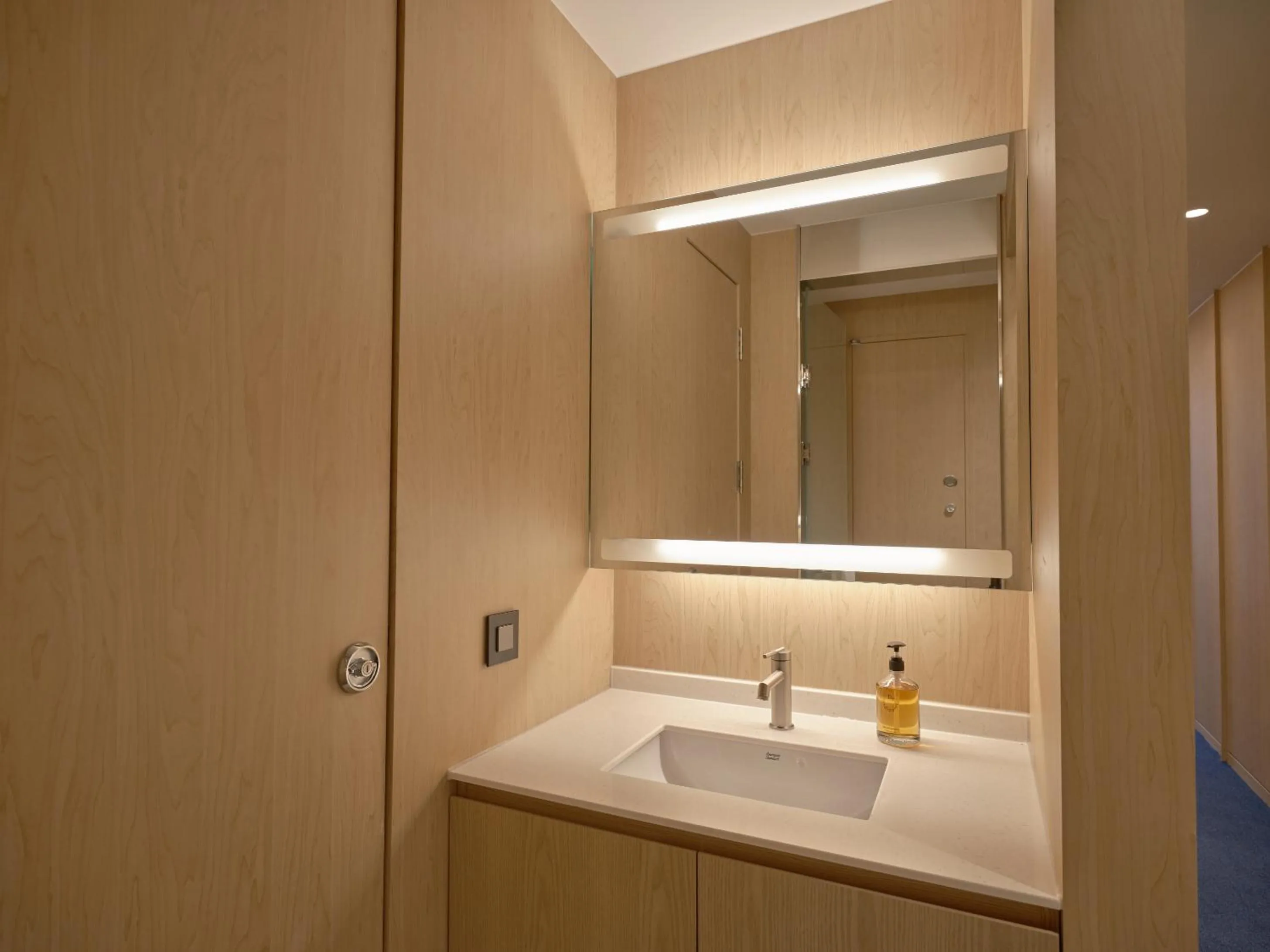 Bathroom in UH Suite The Gangnam