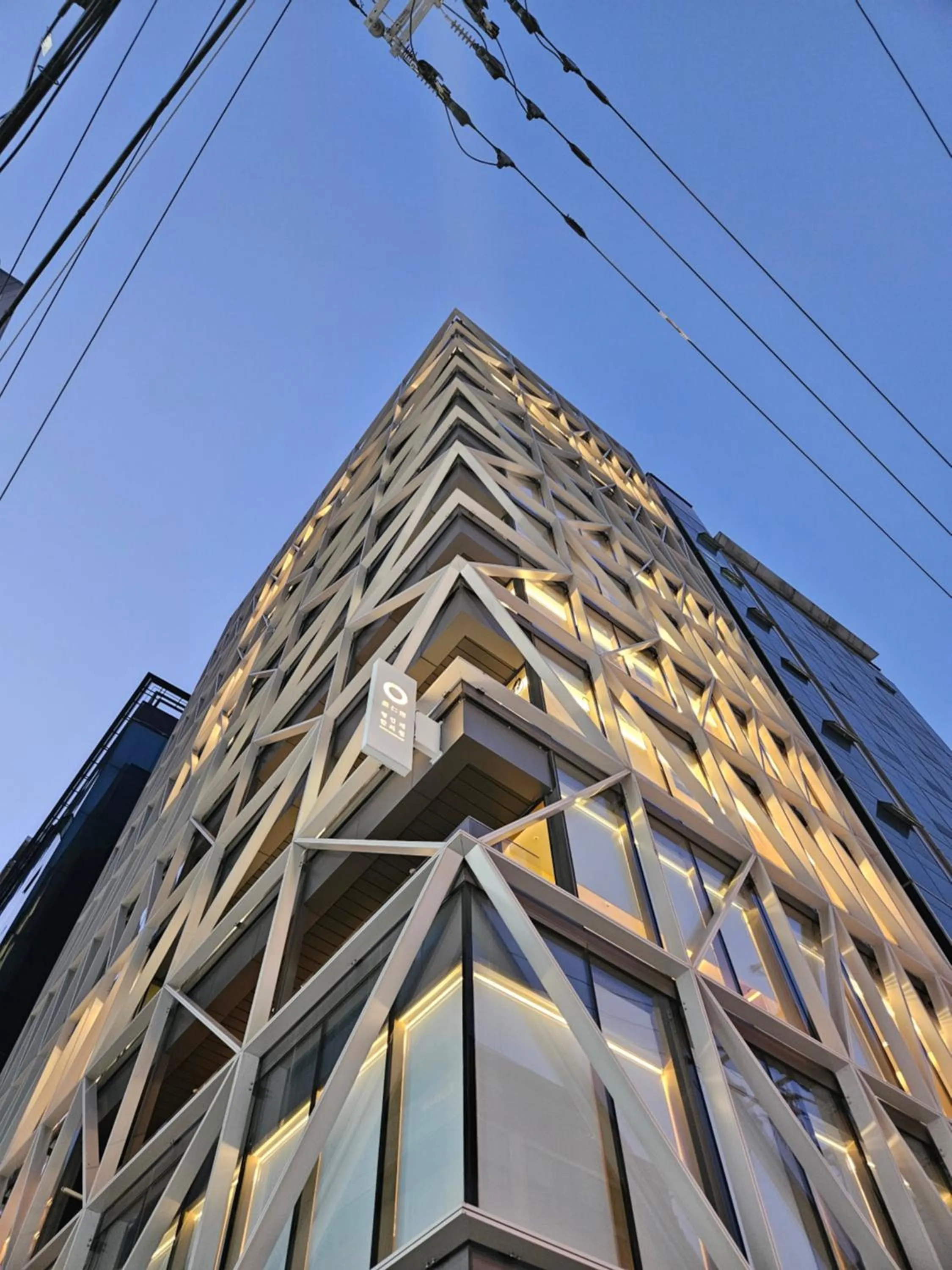 Property building in UH Suite The Gangnam