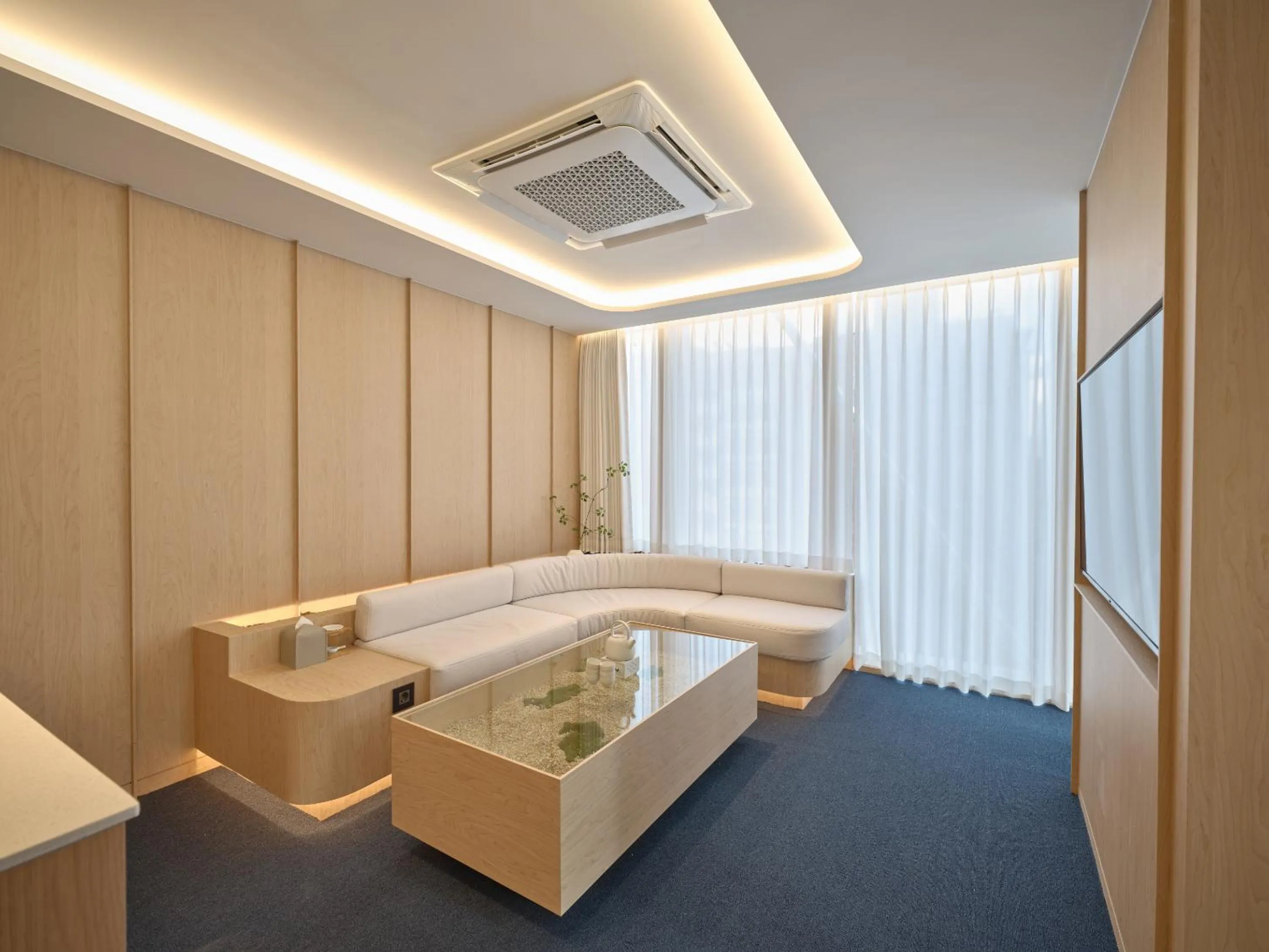 Living room in UH Suite The Gangnam