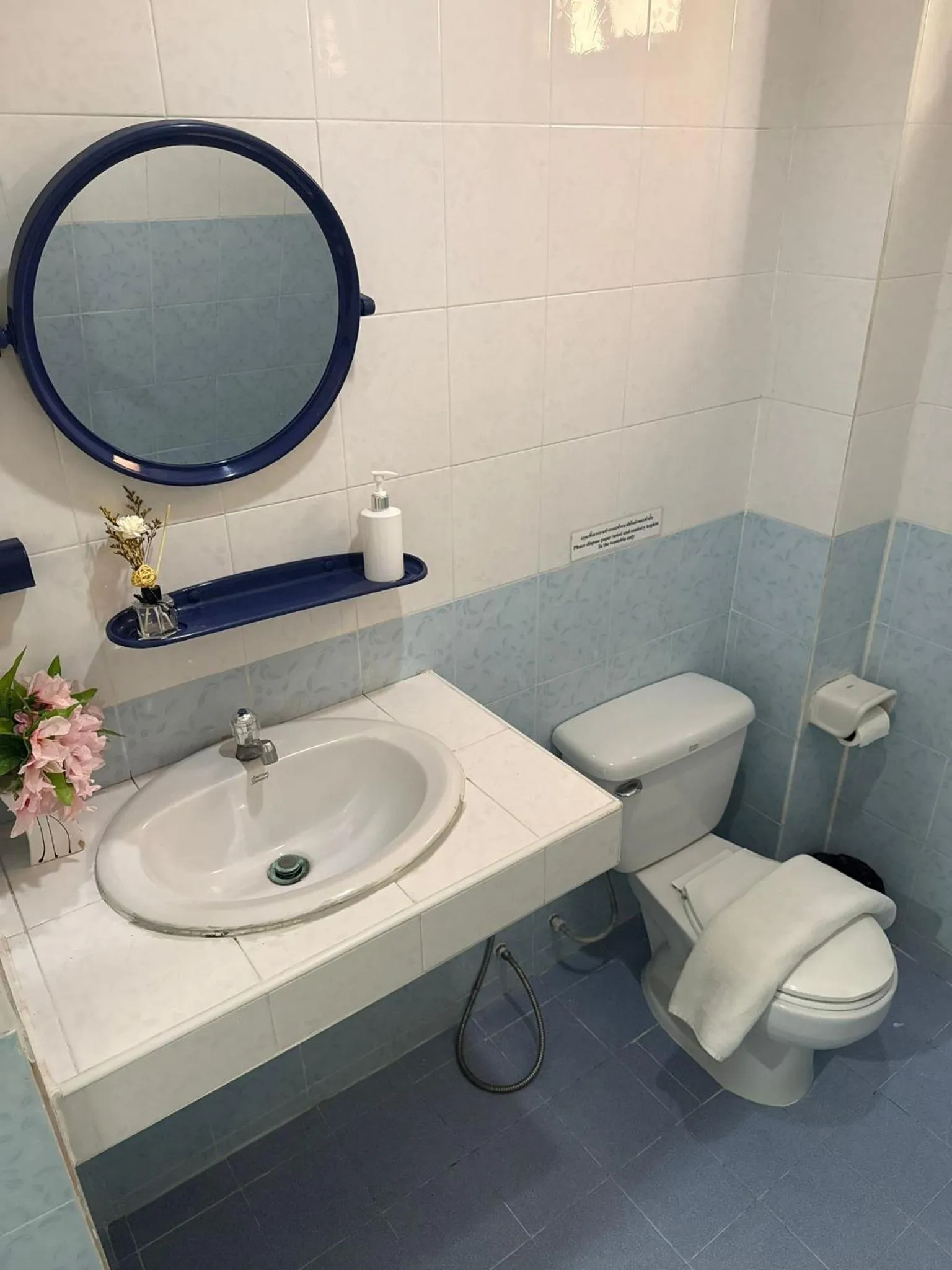 Toilet in Heaven House Restro & Bar