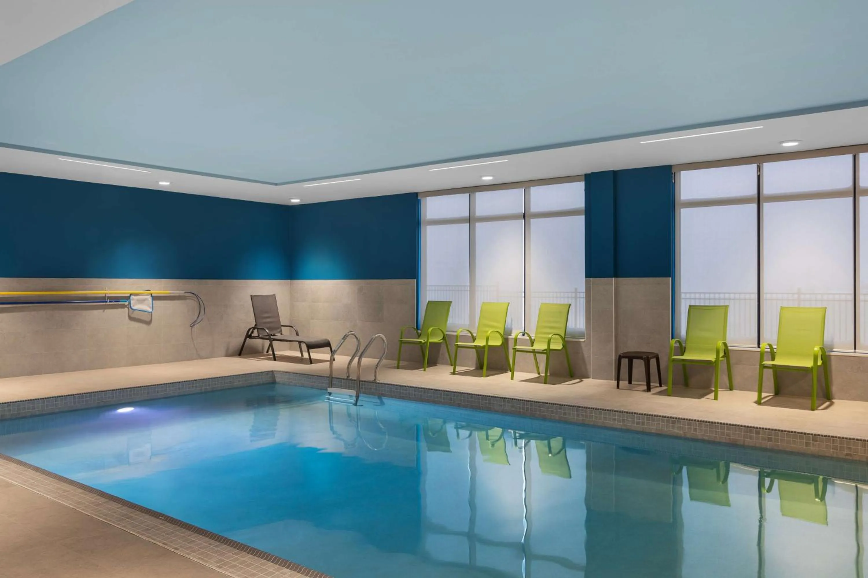 Pool view in Hampton Inn & Suites Orangeville, On