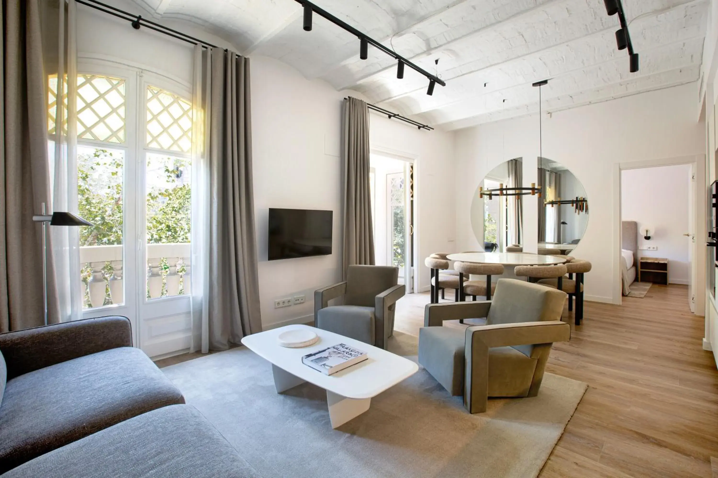 The Diagonal Suites by Sweett The Diagonal Suites by Sweett