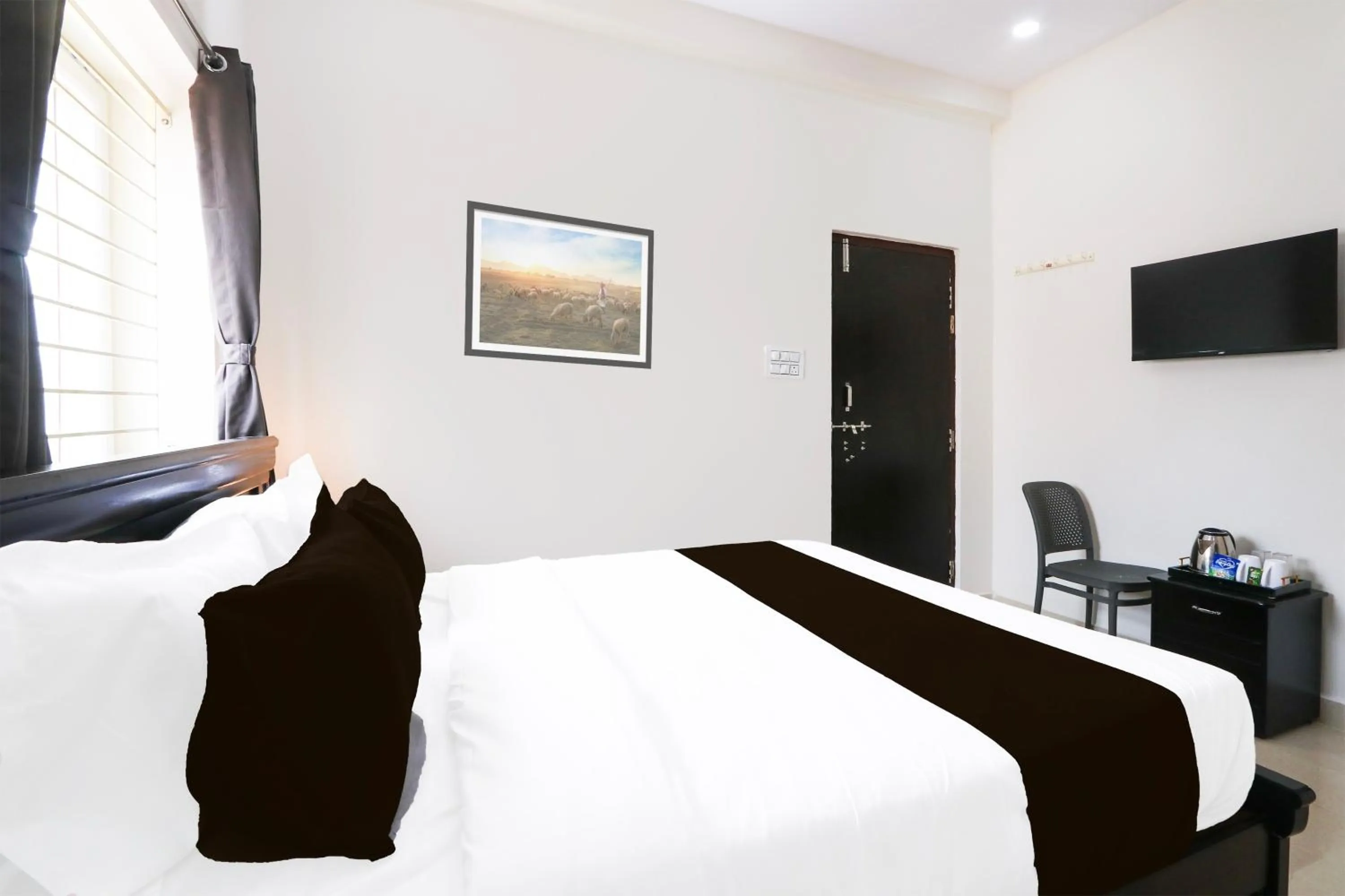 Bedroom, Bed in Super Hotel O Adibatla near TCS