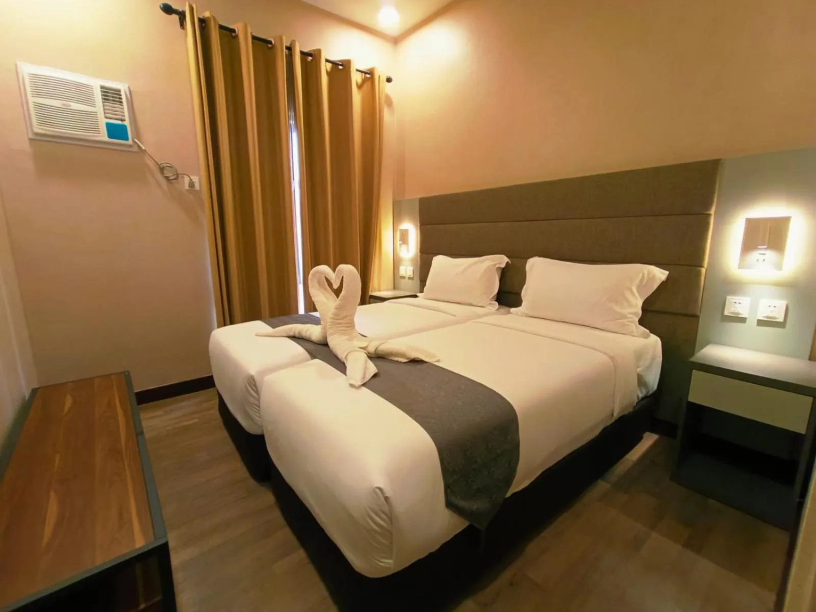 Bedroom, Bed in Staycity Serviced Apartment