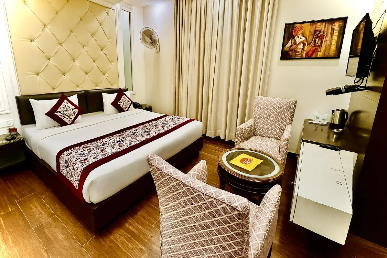 Bed in Hotel Kian by JMD Group
