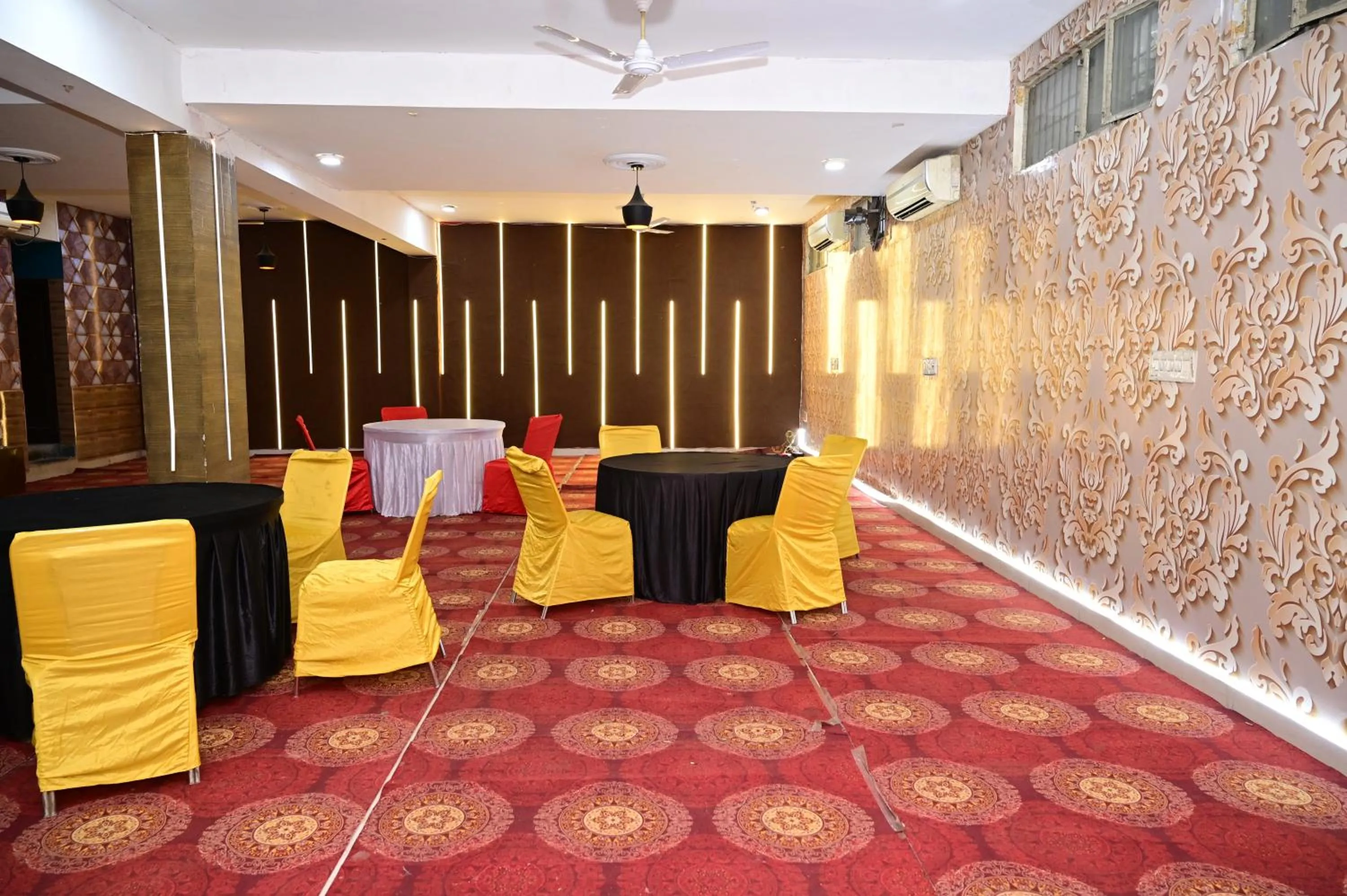 Banquet/Function facilities in Hotel Krishna Pride