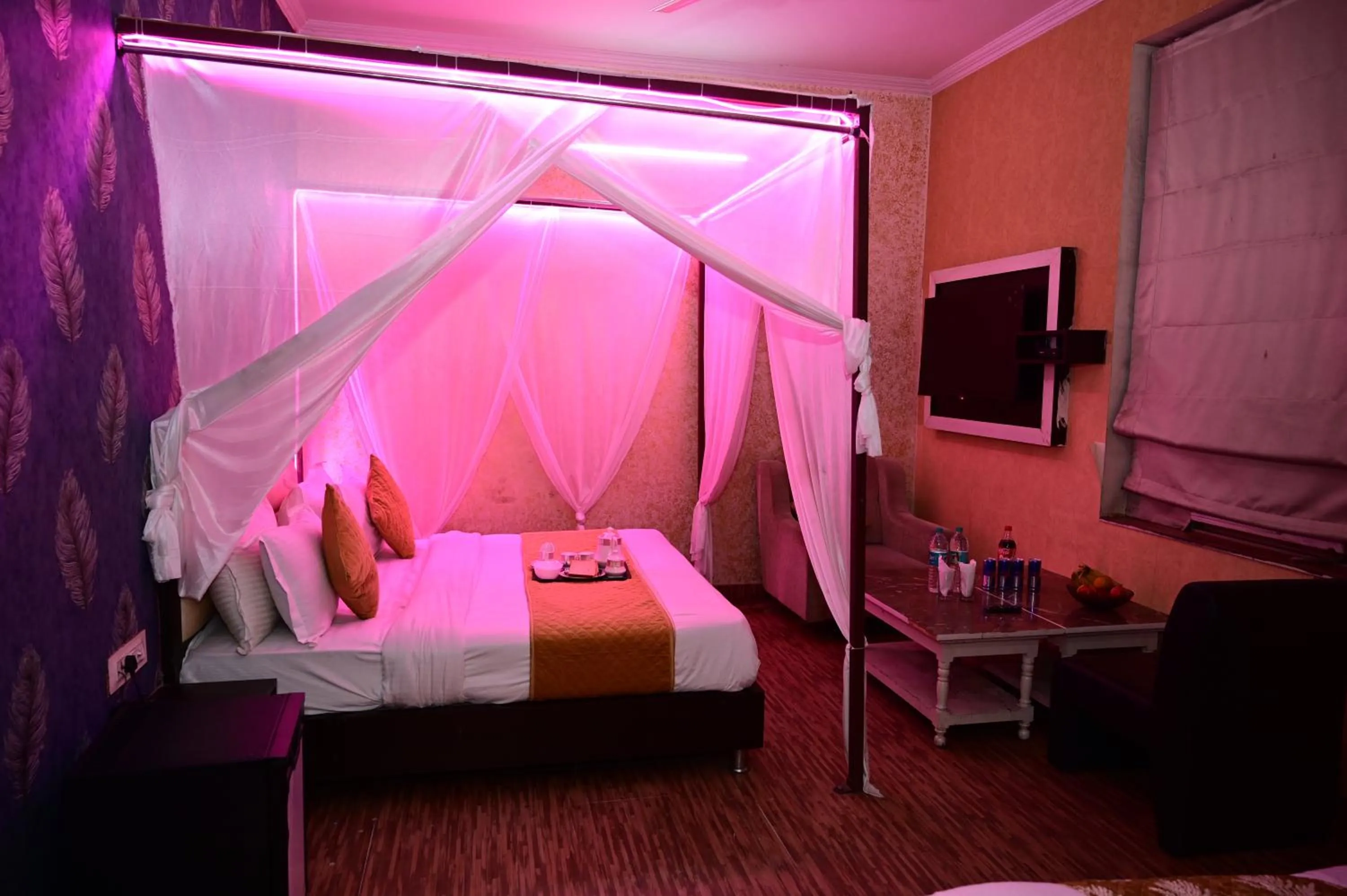 Bedroom in Hotel Krishna Pride