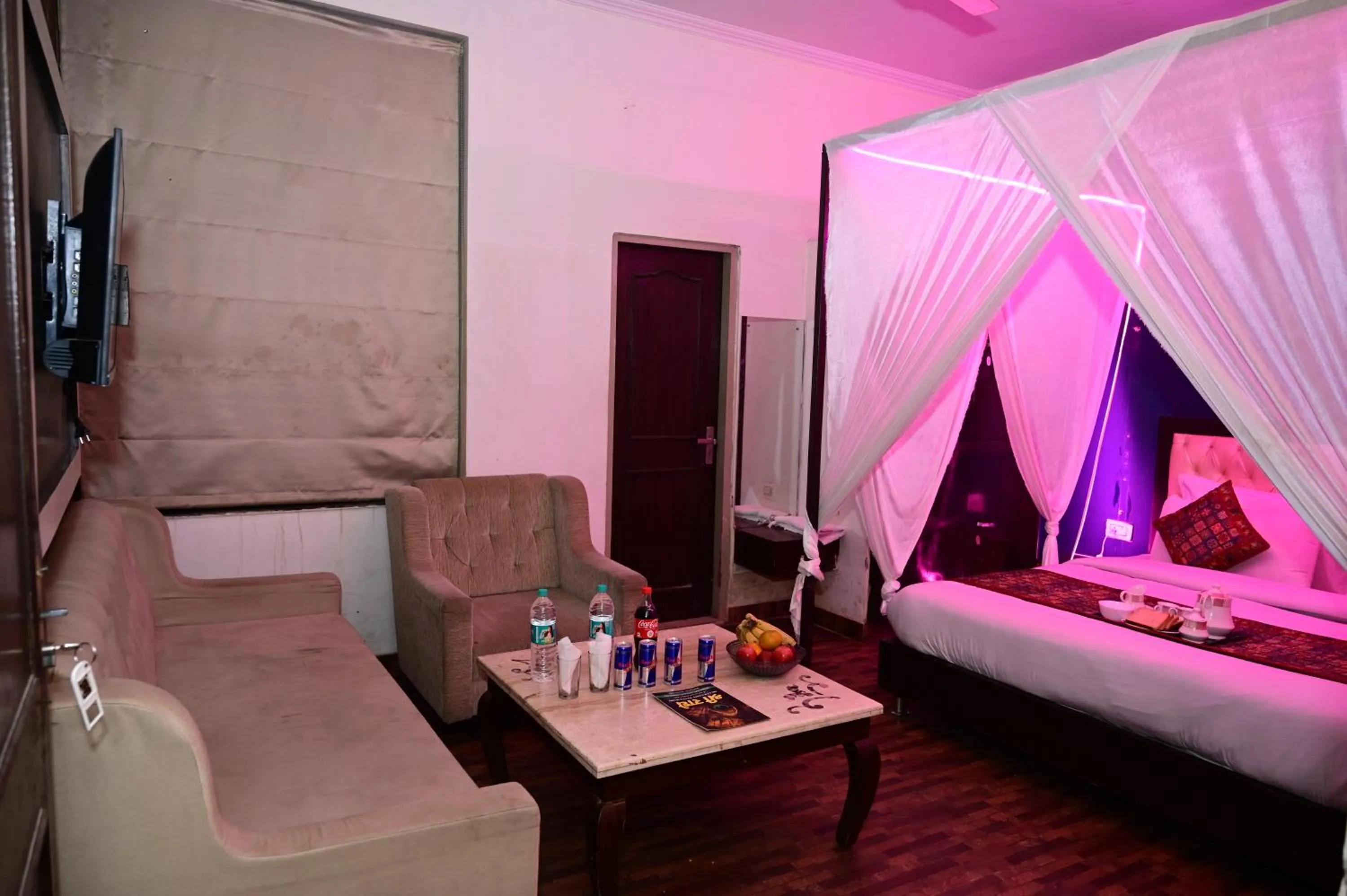 Bedroom in Hotel Krishna Pride