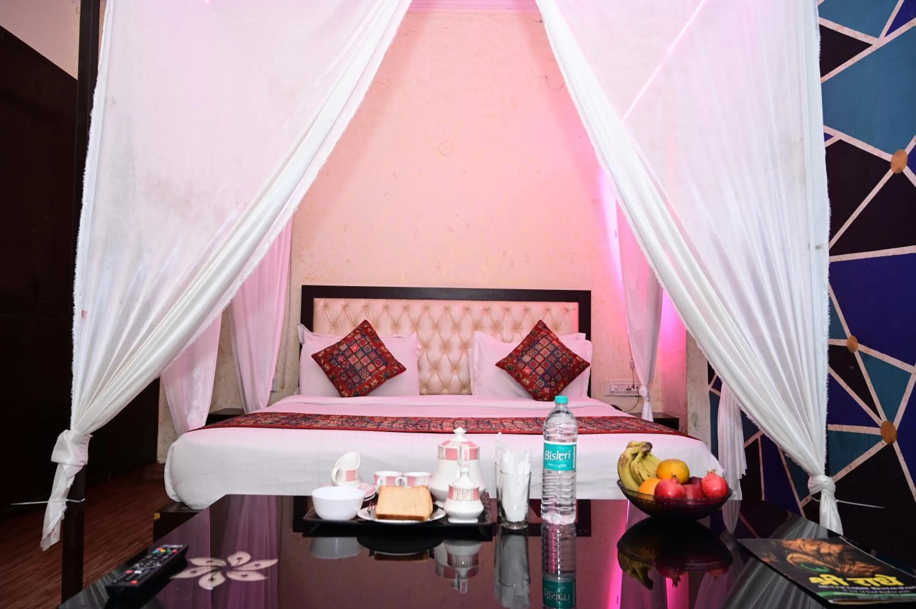 Bedroom in Hotel Krishna Pride