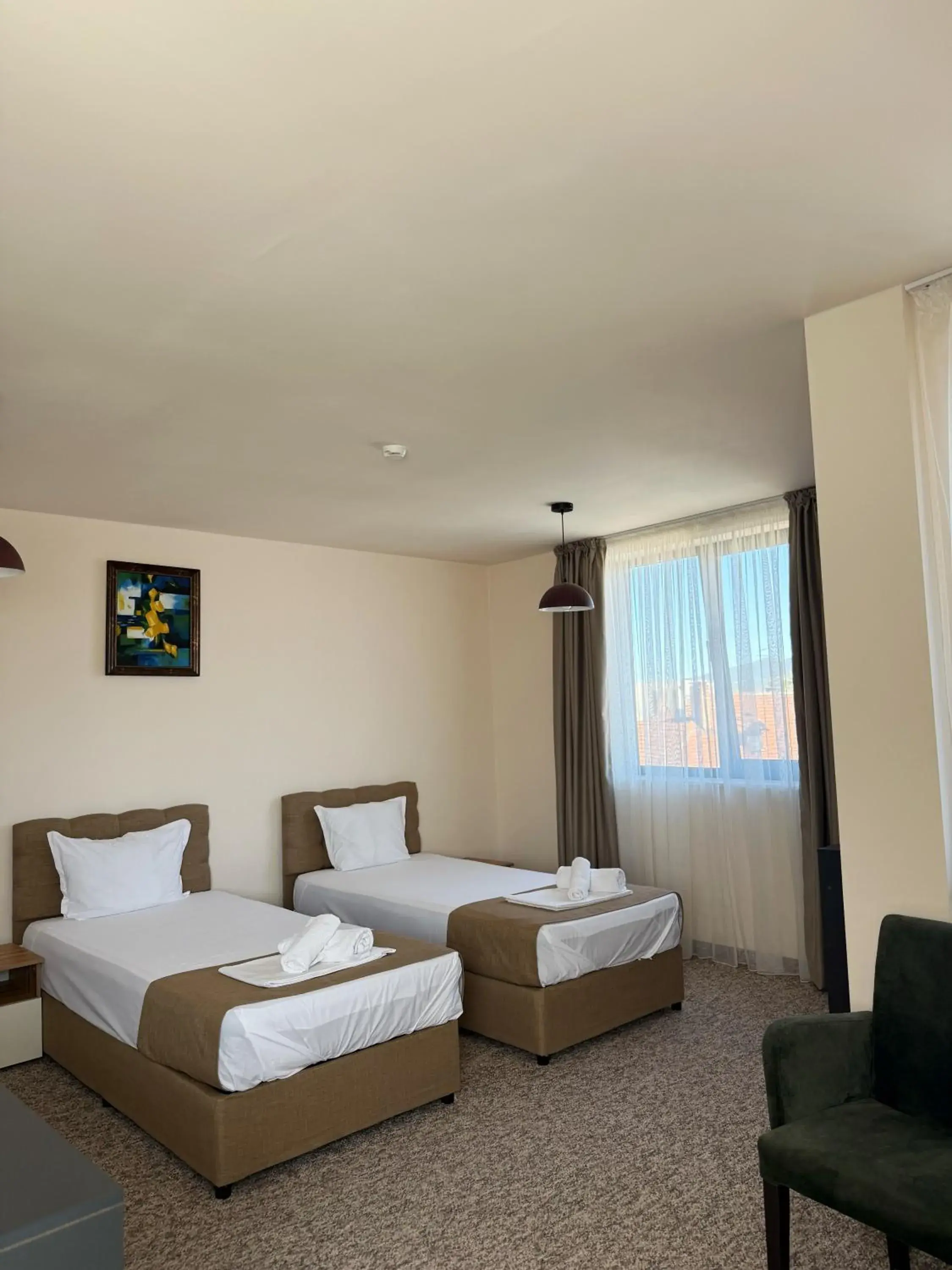 Deluxe Twin Room - single occupancy in City Plaza Deluxe Twin Room - single occupancy in City Plaza