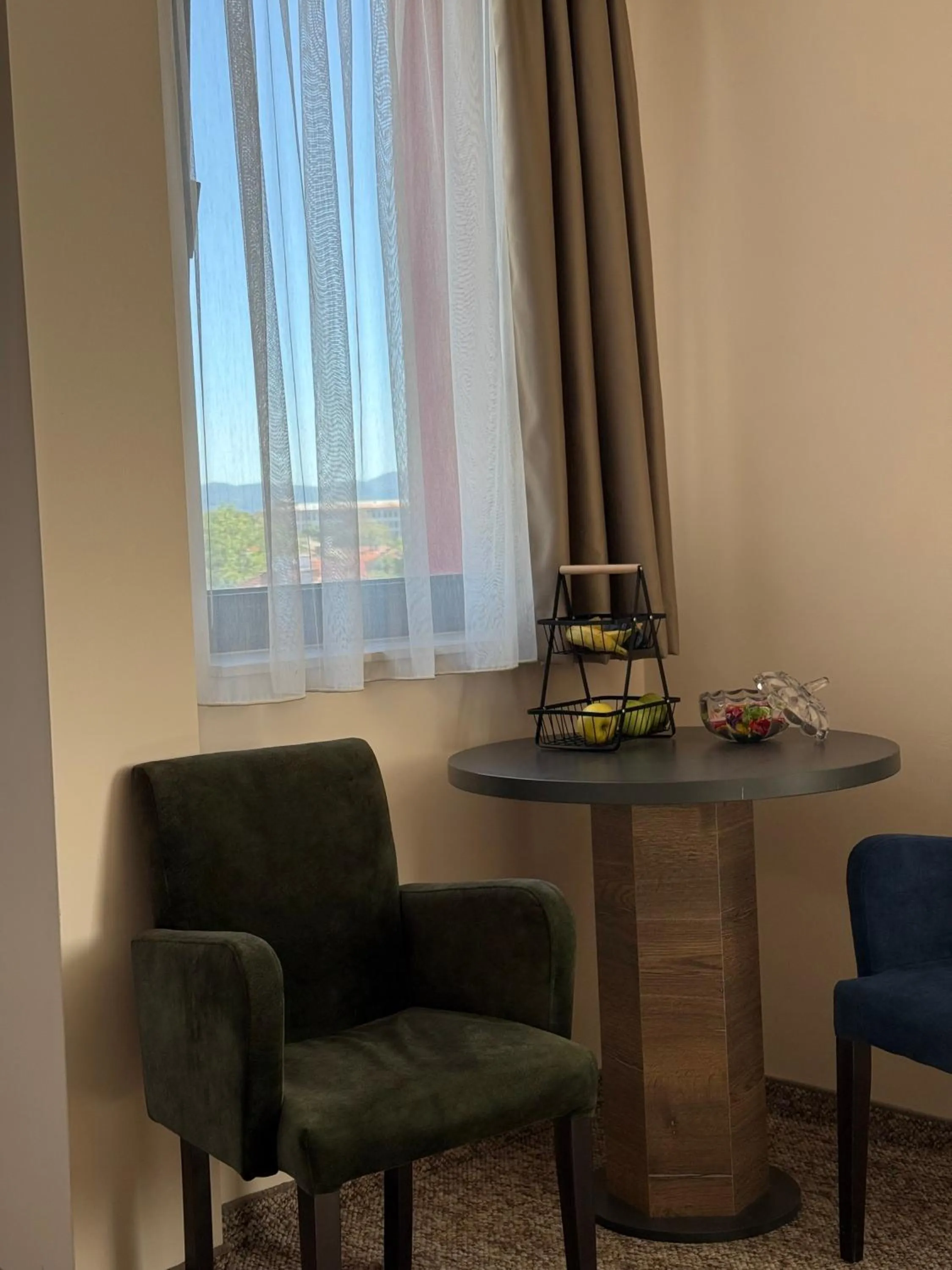 Coffee/tea facilities in City Plaza