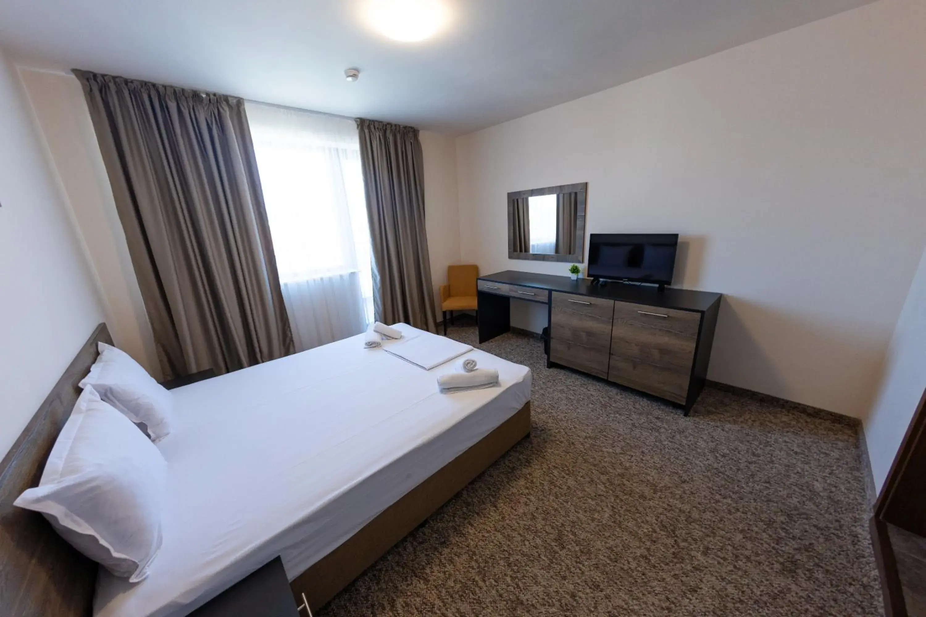 Two-Room Apartment in City Plaza Two-Room Apartment in City Plaza