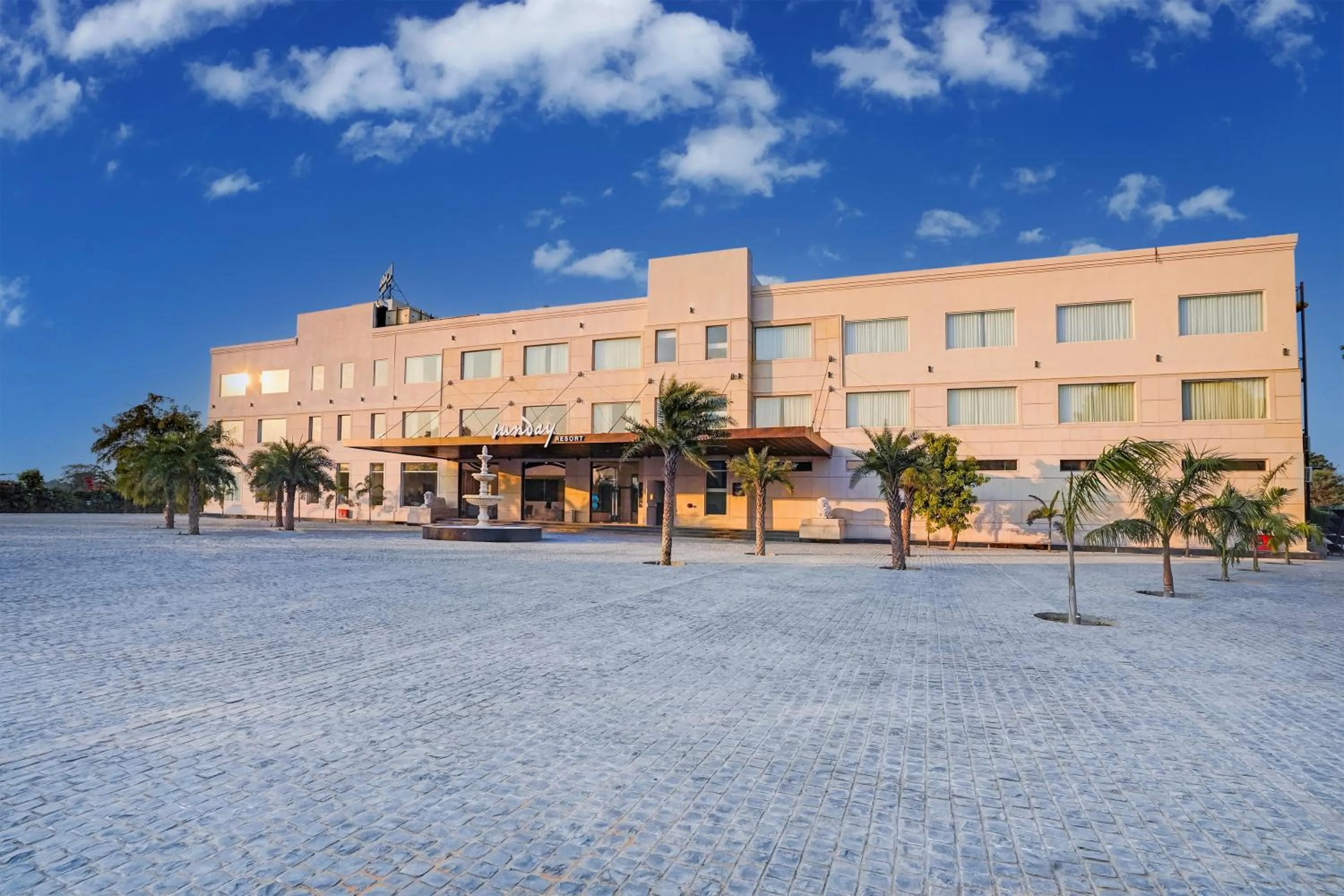 Facade/entrance in Sunday Resort & Spa by CheckIn Manesar Gurugram